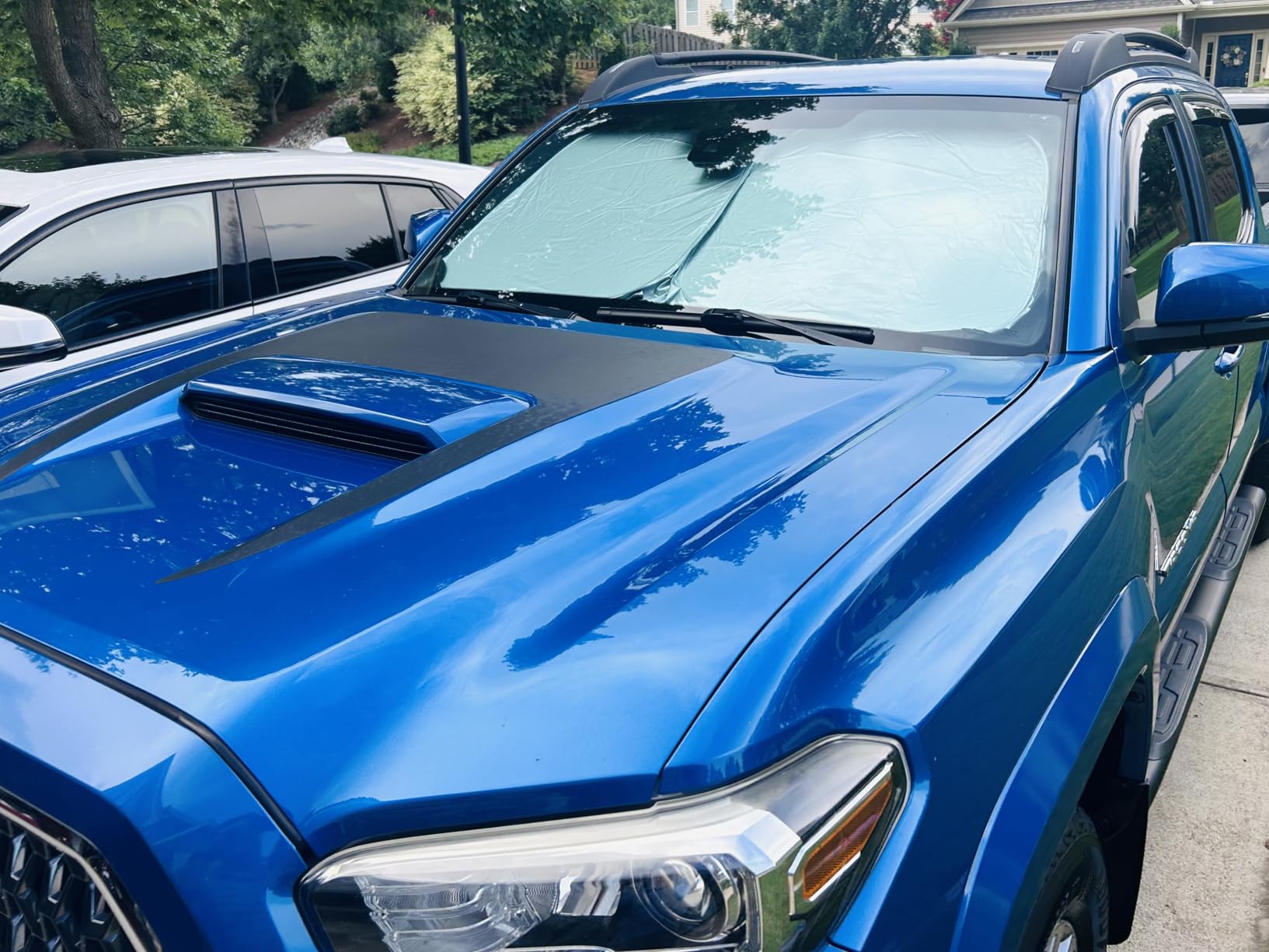Windshield Sun Shade Sun Visor Accessories for Subaru Crosstrek 2018-2026 customer photo 1
