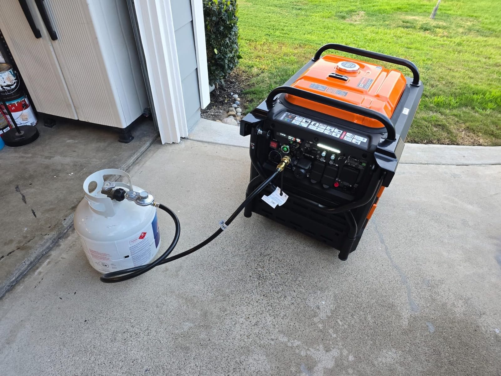 GENMAX Tri Fuel Generator,10500-Watt 458cc Tri Fuel Gasoline Propane Natural Gas Portable 50A Generator with Remote Start,Ideal for Home backup power. customer photo 2