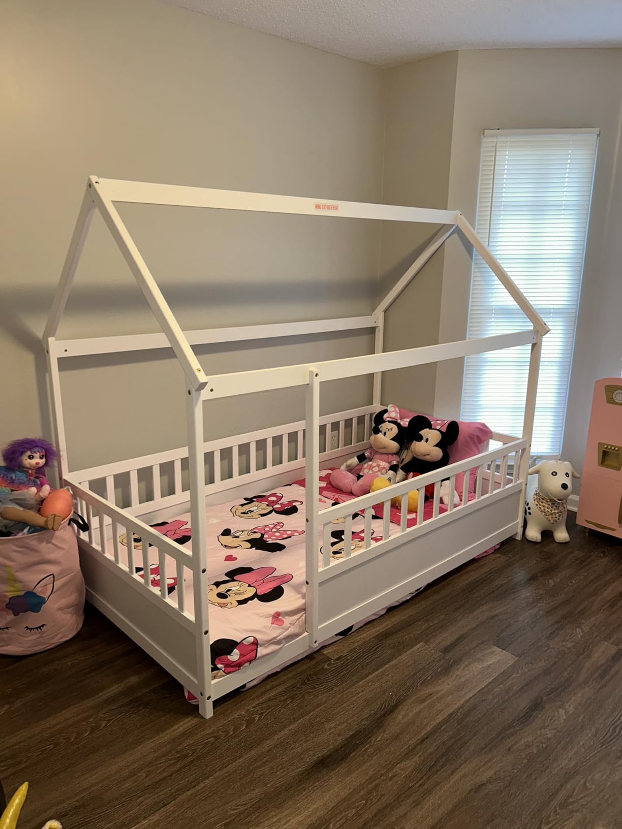 Kids Montessori Bed Twin Size, Twin Floor Bed with High Fence, House Beds for Kids, Girls, Boys, Wood Montessori Floor Beds Without Slats(White Twin) customer photo 2