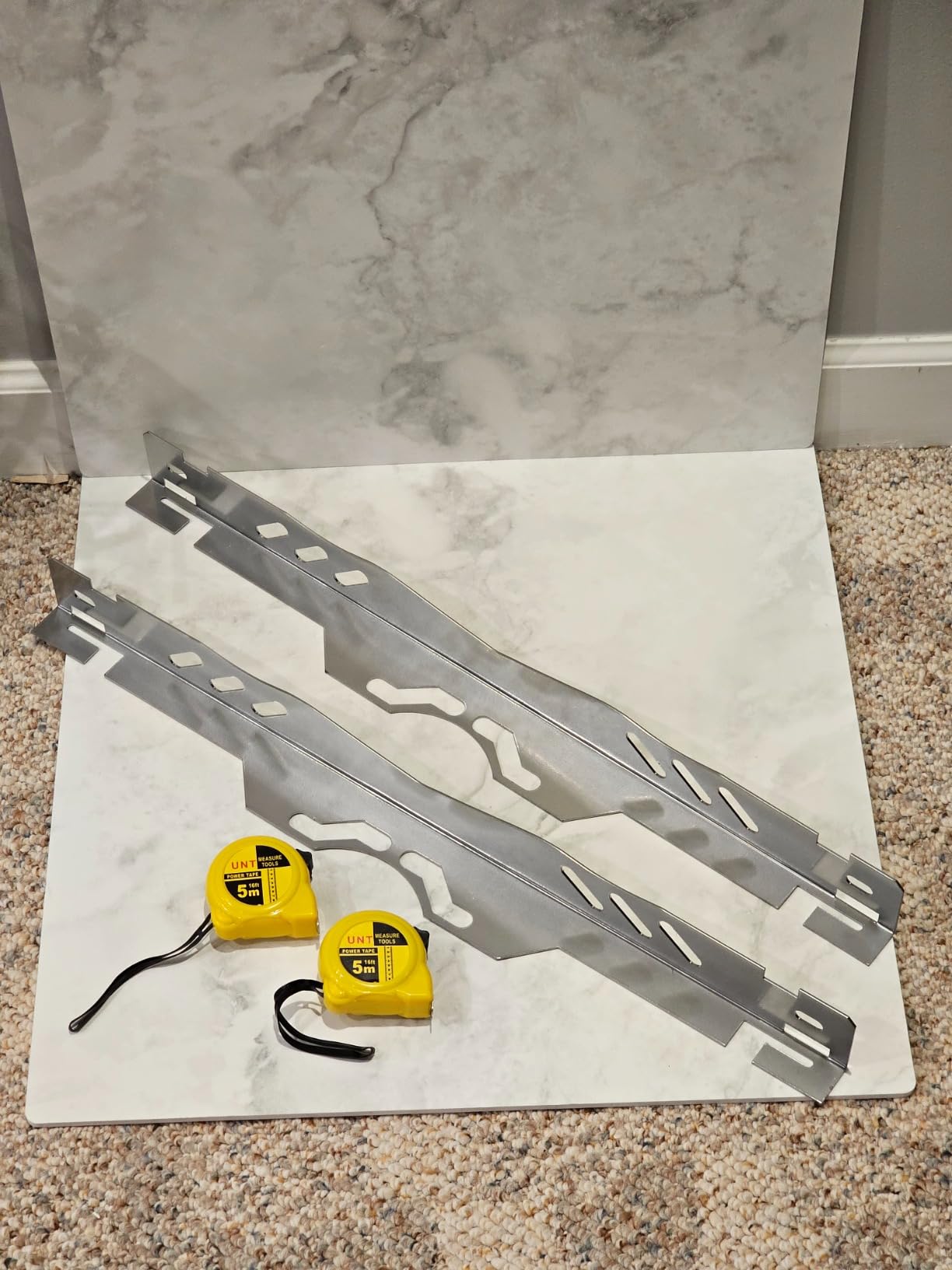 One-Piece Wheel Alignment Tool Plates(Zero Play), Toe Alignment Plates w/Two 5m Heavy Duty Tape Measures, Car Front End Alignment Tool, No Assembly - Eliminate Splicing Errors, Silver customer photo 1