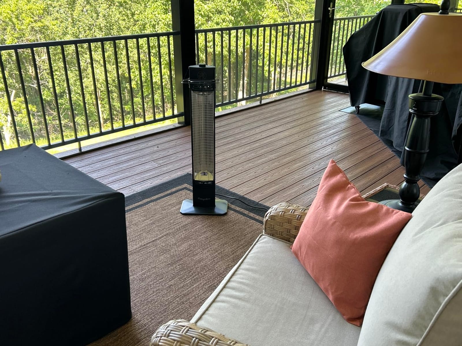 Encyclpo Patio Heater for Outdoor Use,1500W Infrared, 36 in Portable Tower Heater, 3 Levels, IPX5 Waterproof, Tip-Over&Overheat Protection for Garage, Indoor, Large Room, Backyard, Home customer photo 1
