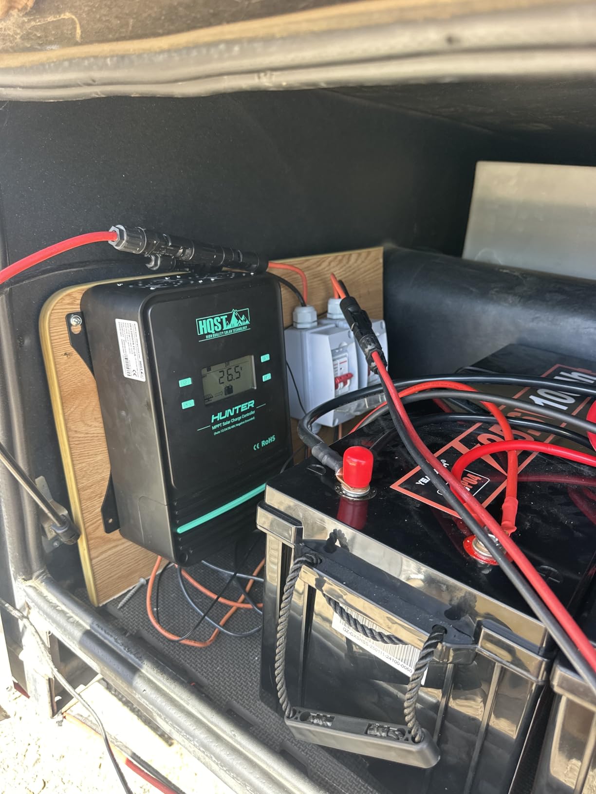 HQST 100A MPPT Charge Controller, 12V/24V/36V/48V Auto, Bluetooth & LCD customer photo 1