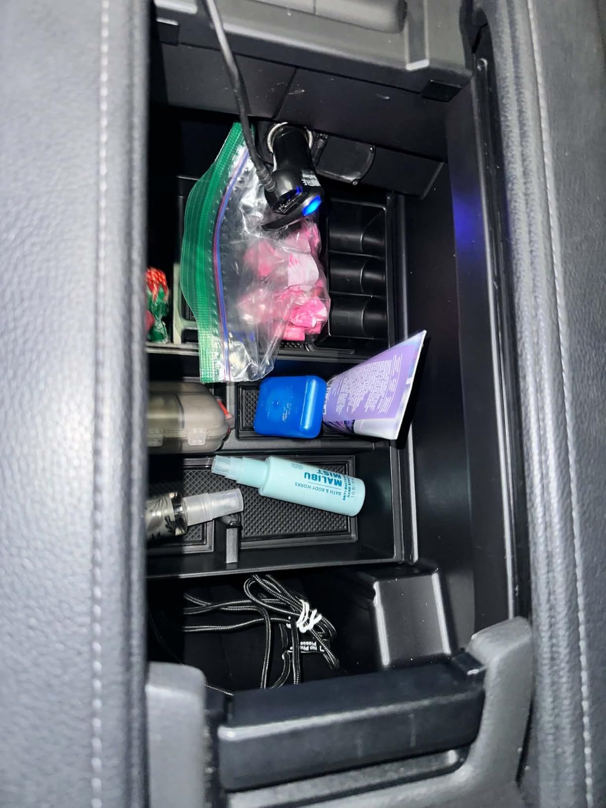 Autorder Center Console Dash Organizer for 2024 2025 Toyota Grand Highlander Accessories Dashboard Insert Tray with Cellphone Holder Storage Box with Anti-Slip Mat customer photo 2