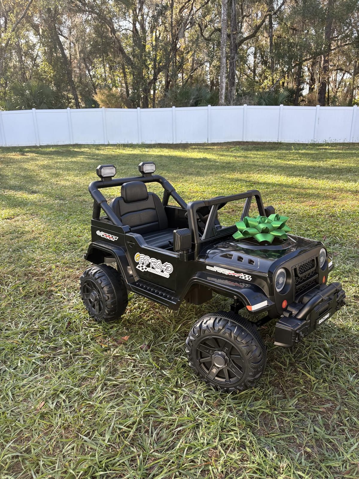 ARBELI 12V Electric Ride On Car, Toddler First Car, Blue customer photo 1