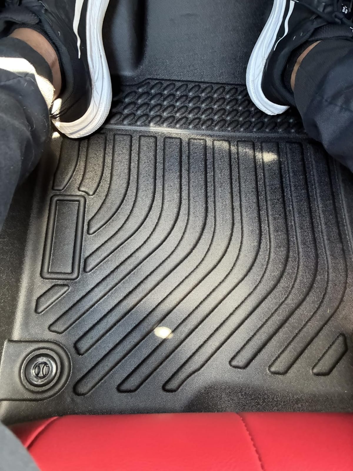 Floor Mats 2022-2026 Jeep Wagoneer 8 Passenger (Not for Grand) customer photo 2