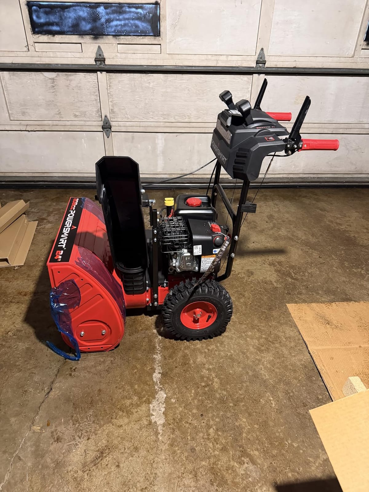 PowerSmart 26-Inch Self-Propelled Gas Snow Blower, Powered by B&S 208cc Engine, Electric Start, 13-Inch Snow Tires, Handle Warmer, Two-Stage Snow Blowers with LED Lights customer photo 2