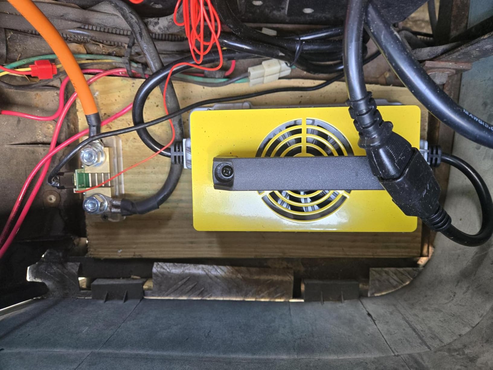LOSSIGY 48V Lithium Battery Golf Cart Conversion Kit with Charger&Monitor customer photo 2