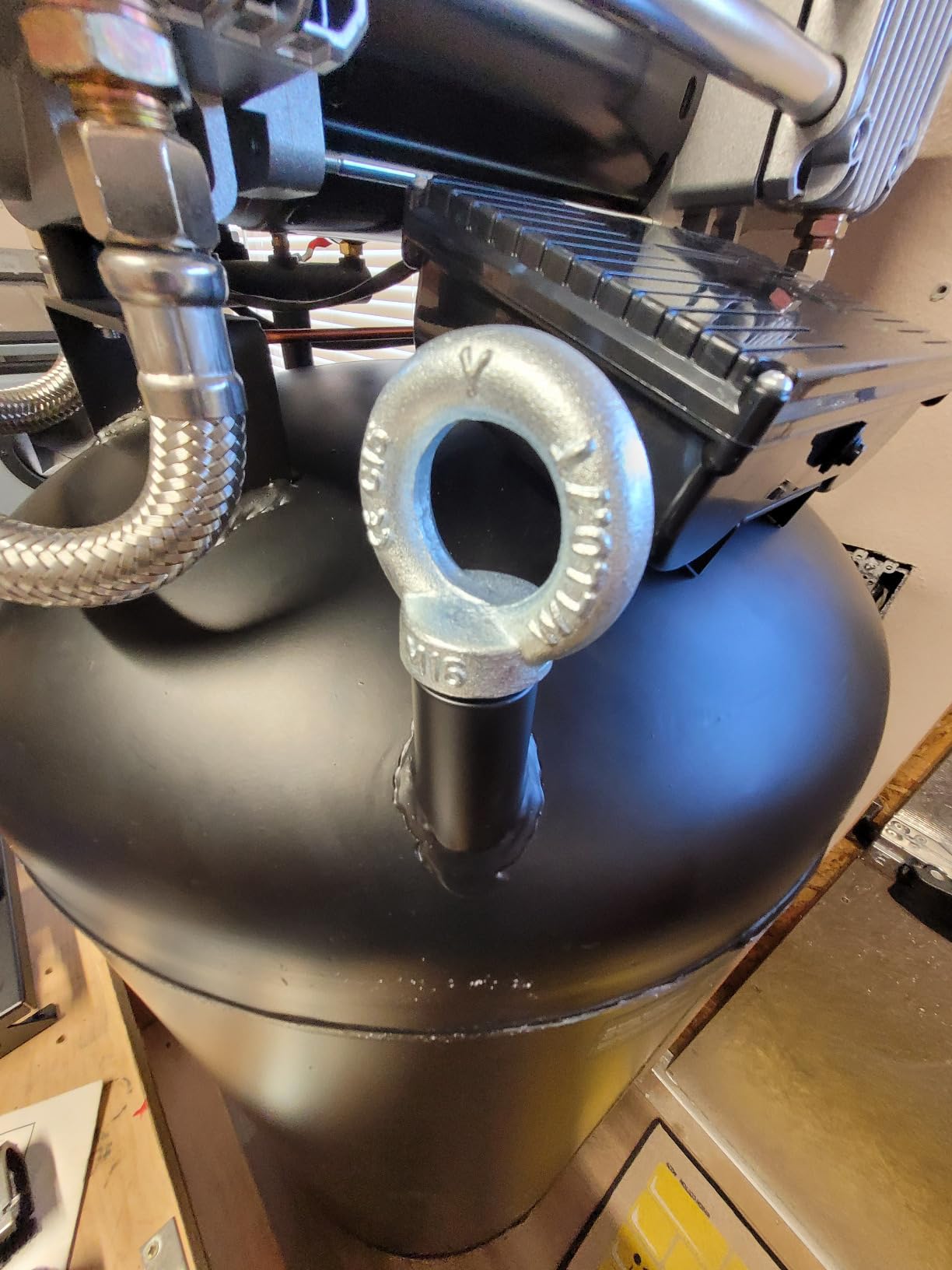 VEVOR 80 Gallon Air Compressor, 145PSI Oil Free Stationary Compressor Tank, 6.5HP 15.5SCFM@90 PSI, Quiet Compressor for Industrial Manufacturing, Workshops (220V/60Hz Single-Phase Power) customer photo 2
