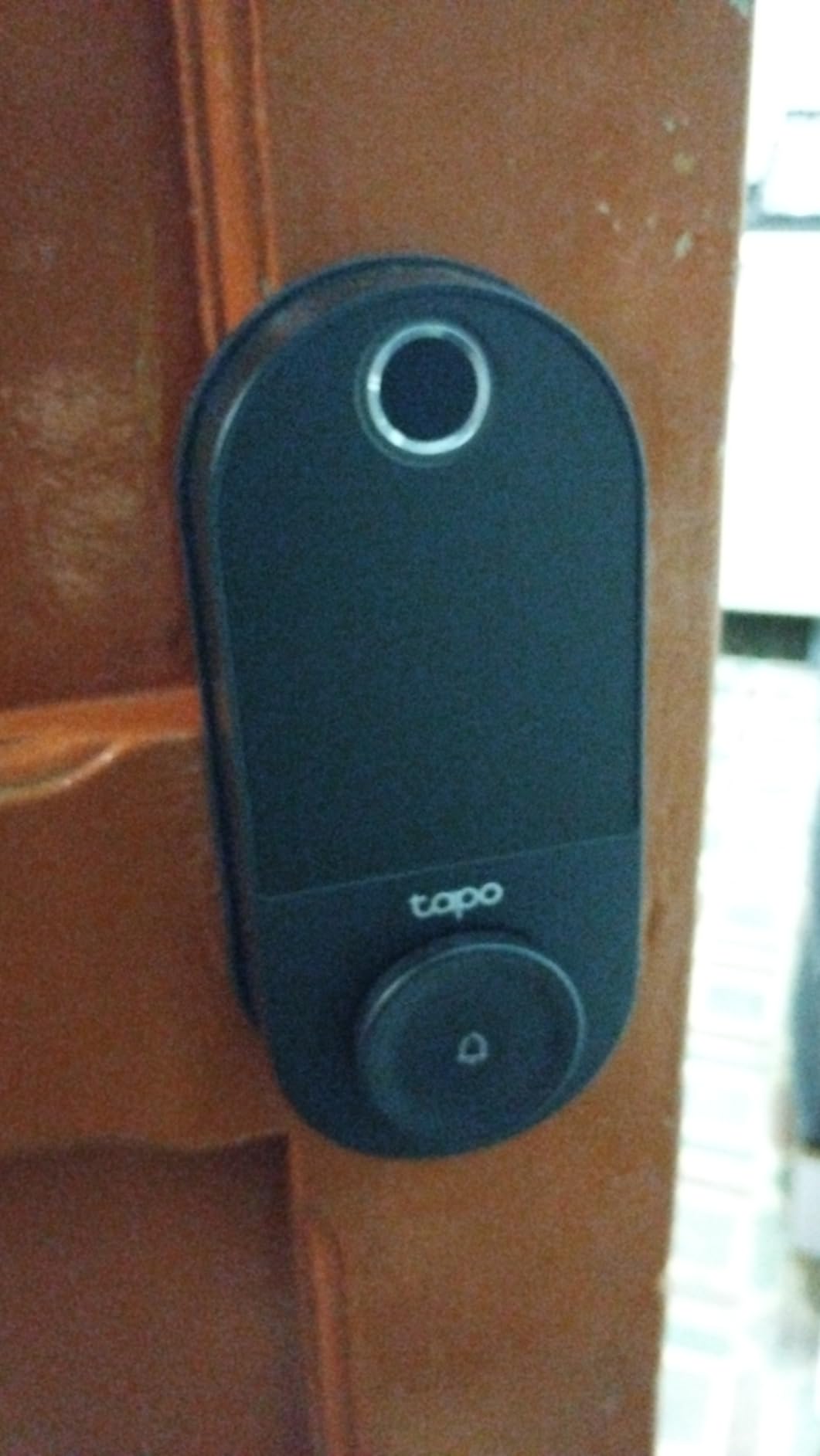 Tapo Smart Wi-Fi Door Lock, Deadbolt, Fingerprint Recognition, DL110 customer photo 2