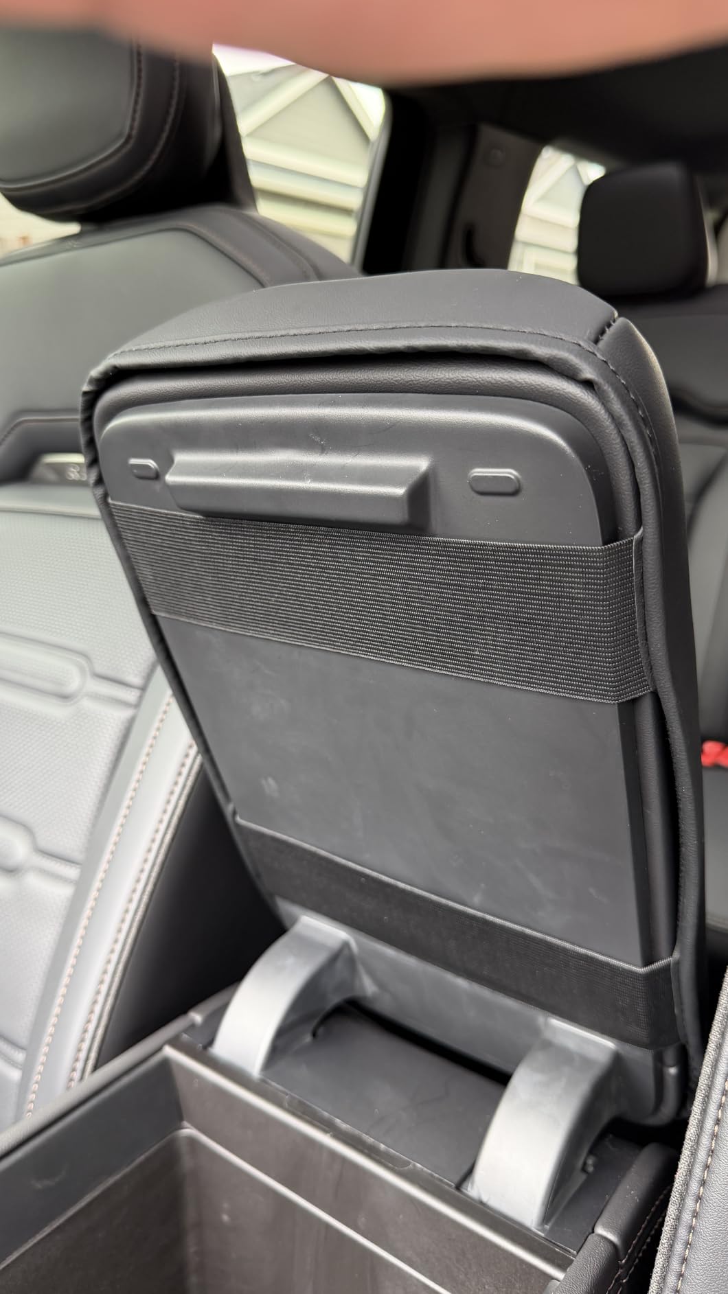 Muslogy Center Console Armrest Cover for 2023 2024 2025 2026 F250 F350 F450 Super Duty Accessories, Anti-Scratch, Extra Thick, Bucket customer photo 2