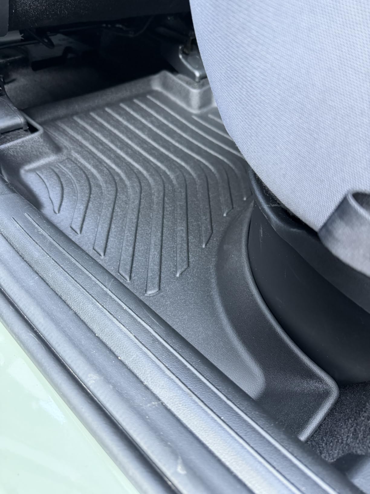 AIPOIL® Floor Mats & Cargo Liner Set for 2016-2024 Chevrolet Camaro All Weather Protection TPE Anti-Slip Automotive Full Set Custom Car Mats Chevy Camaro Accessories - Black customer photo 2
