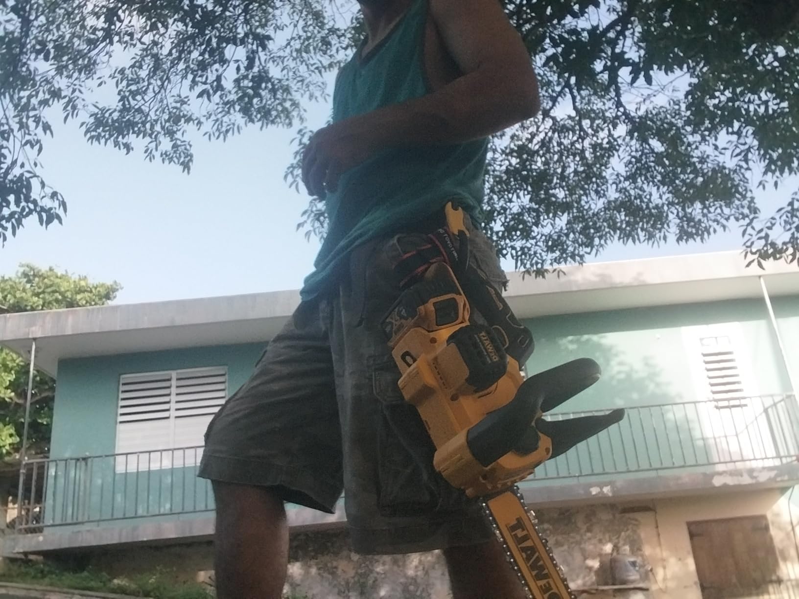 20V MAX 12 in. Cordless Battery Powered Chainsaw (Tool Only) customer photo 2