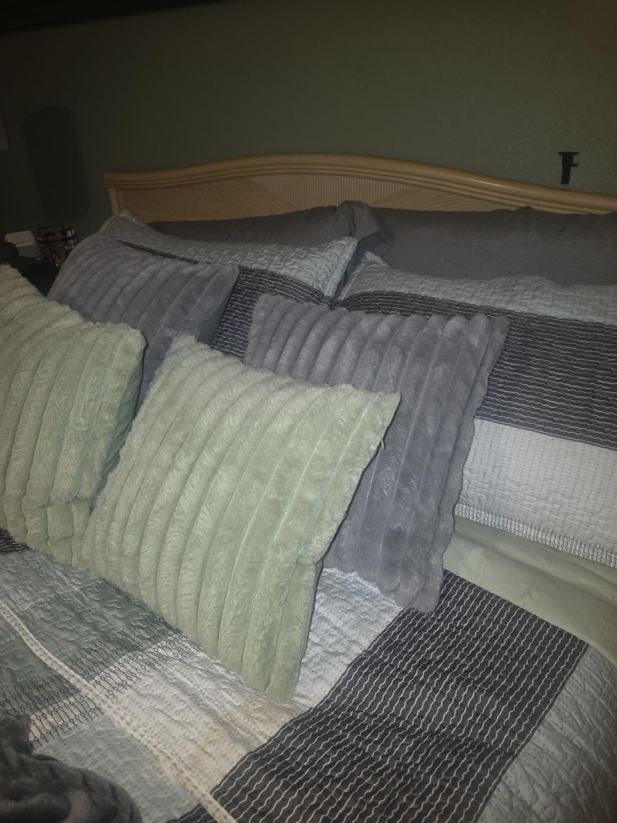 Standard Pillow Cases Set of 2 - Ultra Soft Pillowcase Covers - French Grey customer photo 2