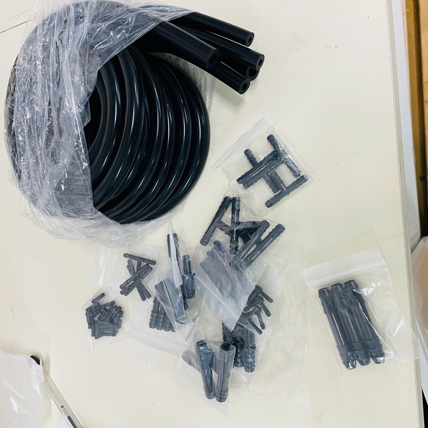 6PCS 5Ft Silicone Vacuum Hose Kit with 64PCS Connectors,100PSI Vacuum Hose Automotive Parts Include 1/8