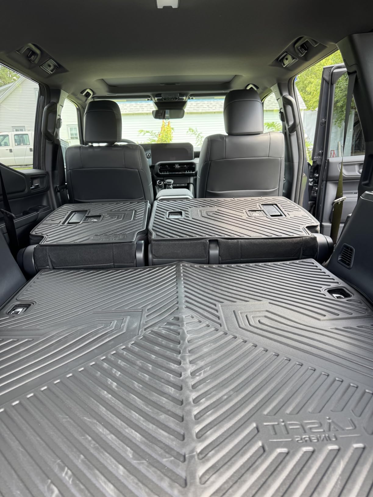 LASFIT Cargo Mats for Land Cruiser LC250 2024-2027 with Backrest Mat customer photo 2