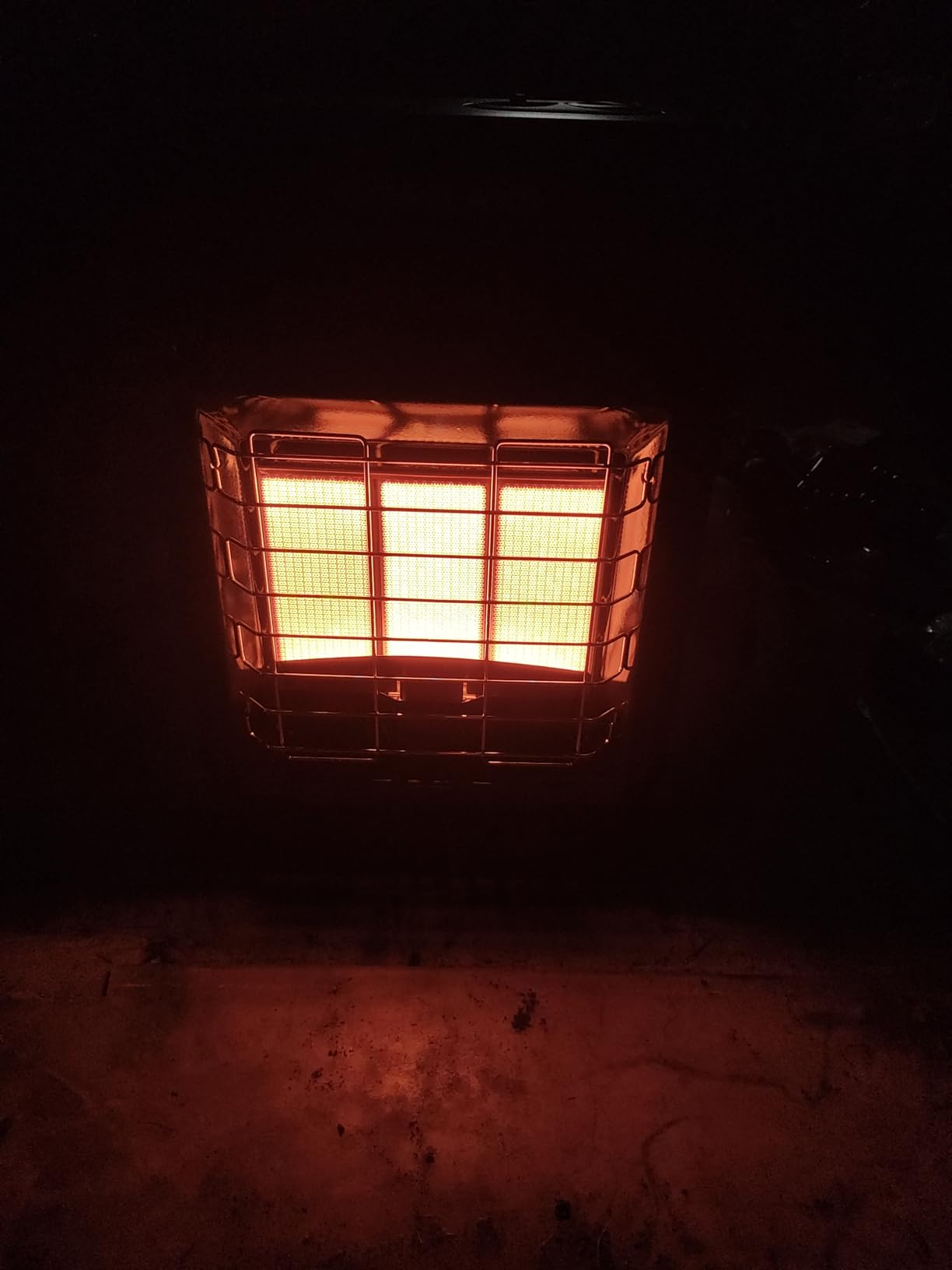 GASLAND Flame Jet 125,000 BTU Propane Force Air Heater, Portable Propane Heater for Garage, Workshop, Job Site, Outdoor Camping & Industrial Space - Fast Heating, Durable Steel Construction customer photo 1