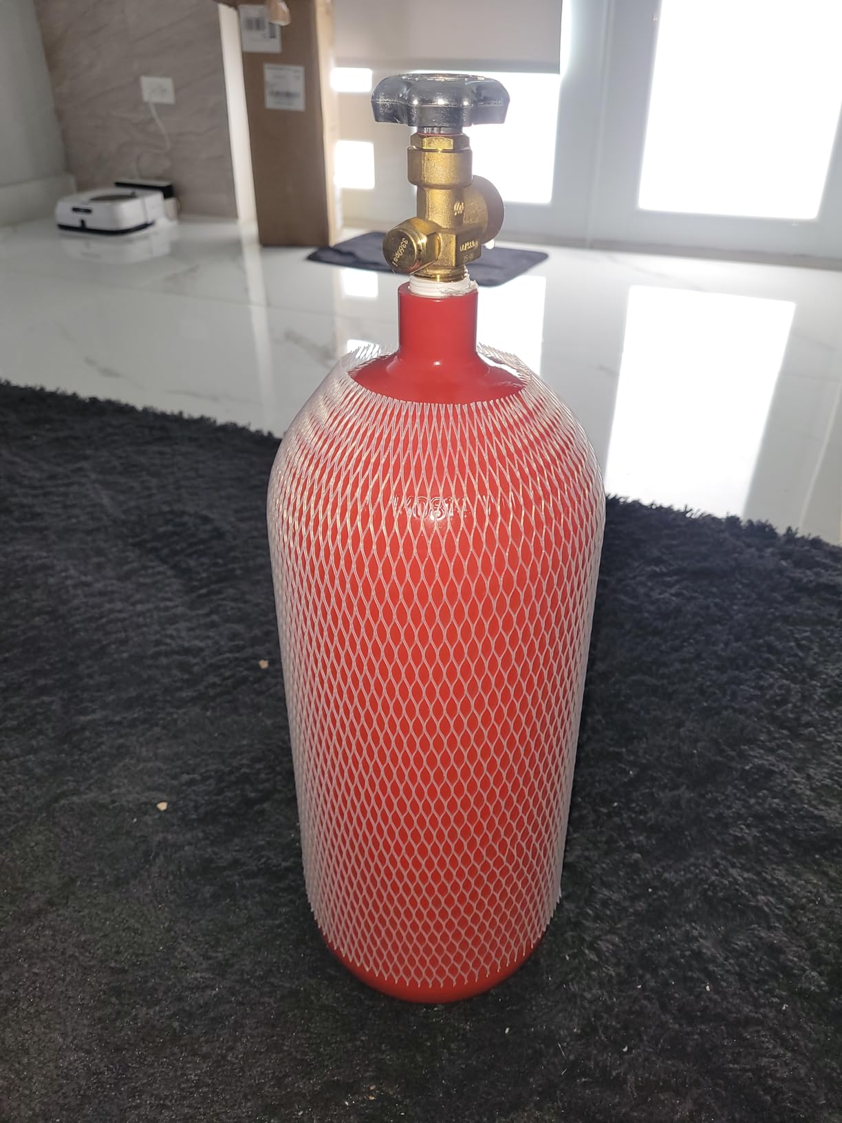 40 Cubic Foot DOT Approved Steel Nitrogen Cylinder with CGA580 Valve(Empty) customer photo 1