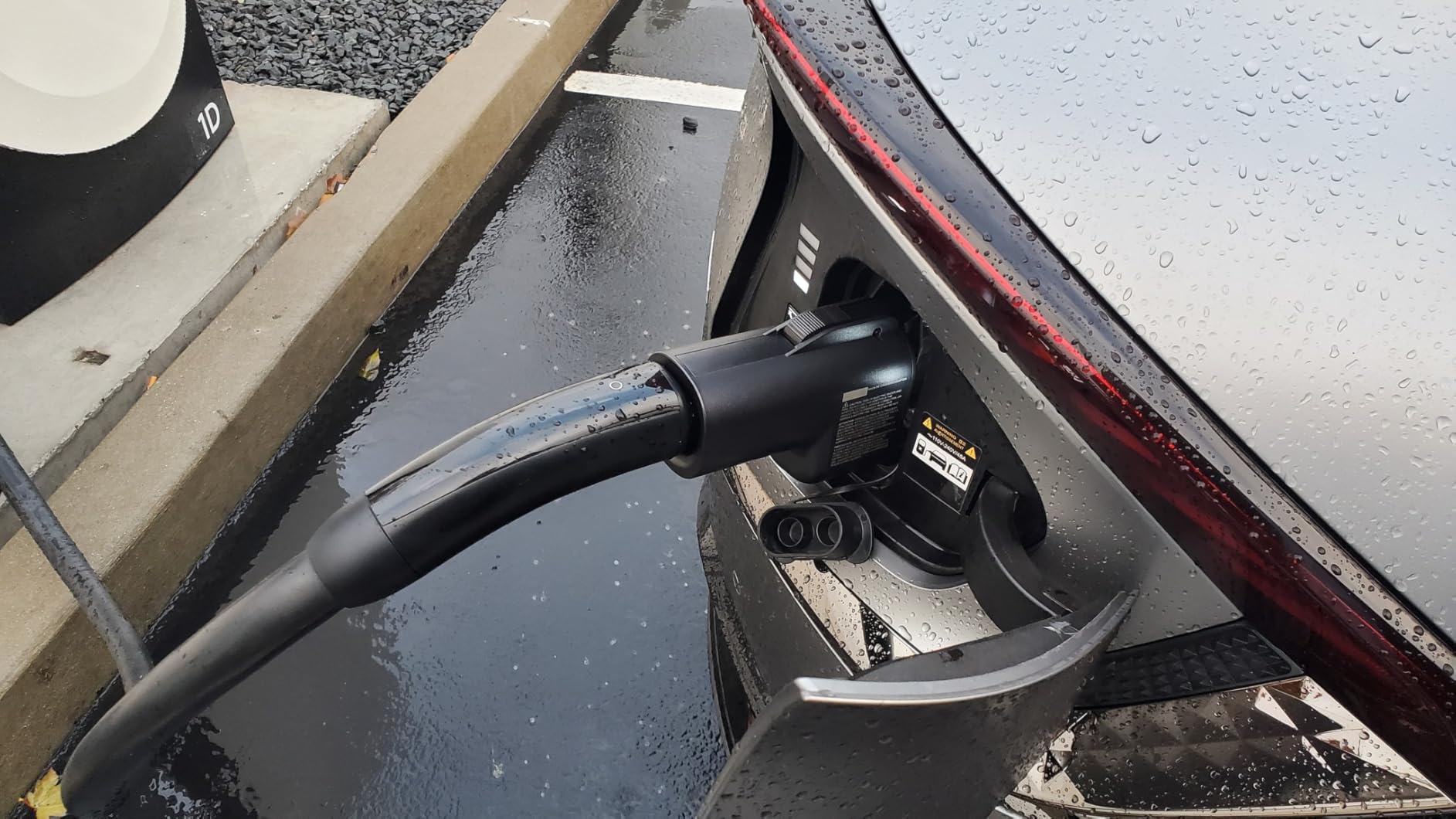 Lectron NACS to CCS Electric Vehicle Adapter with Interlock - (500A/1,000V) - Compatible with Tesla Superchargers - CCS1 EV Fast Charging with Vortex Plus [Check Automaker for Compatibility] - UL 2252 customer photo 1