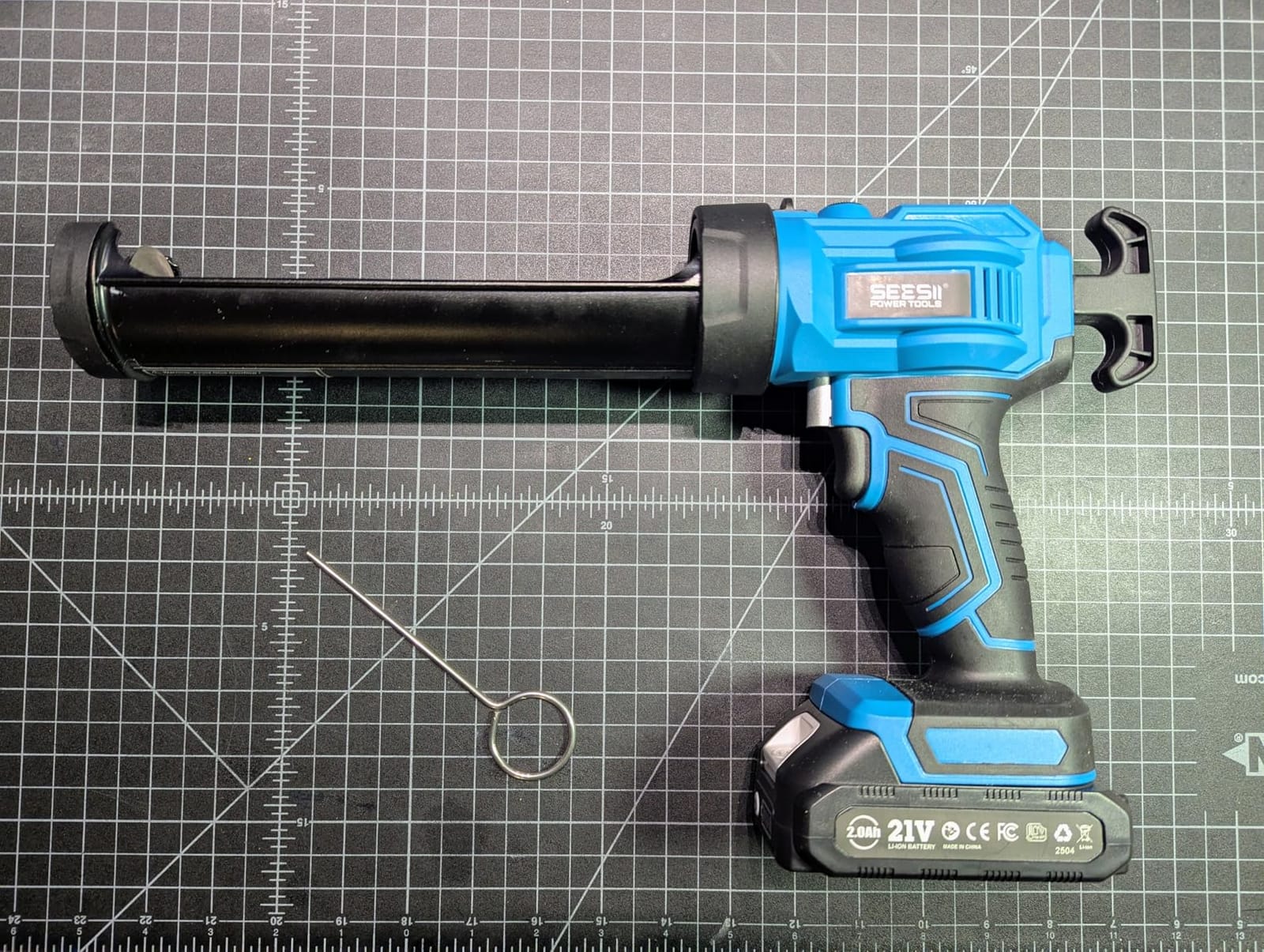 SEESII Cordless Caulking Gun w/2 x 2.0Ah Batteries customer photo 2