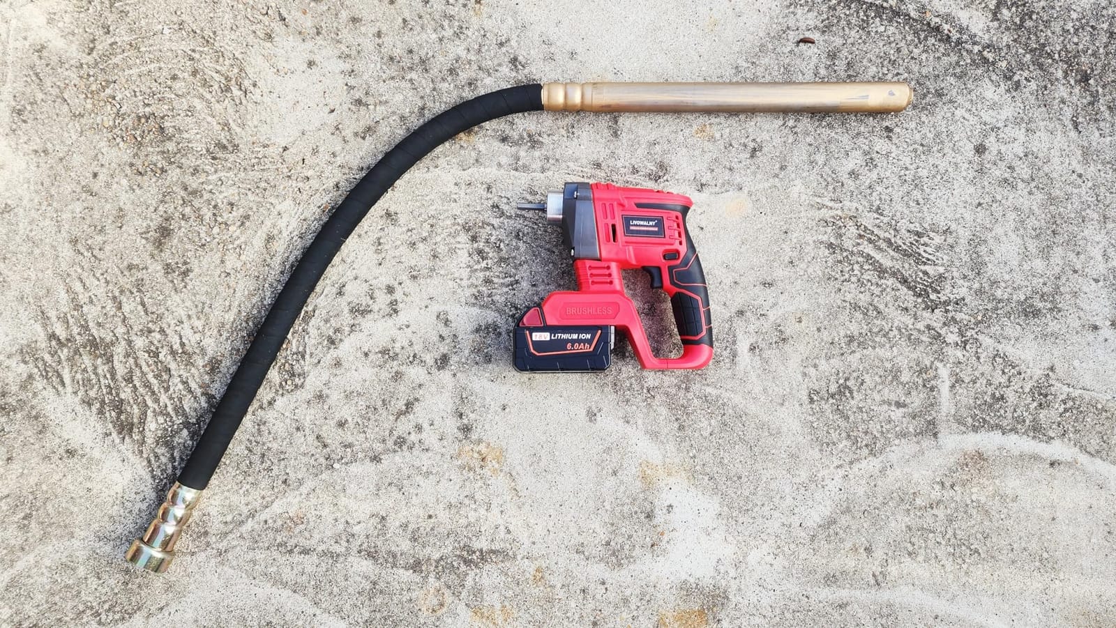 LIVOWALNY Handheld Concrete Vibrating Tool customer photo 2