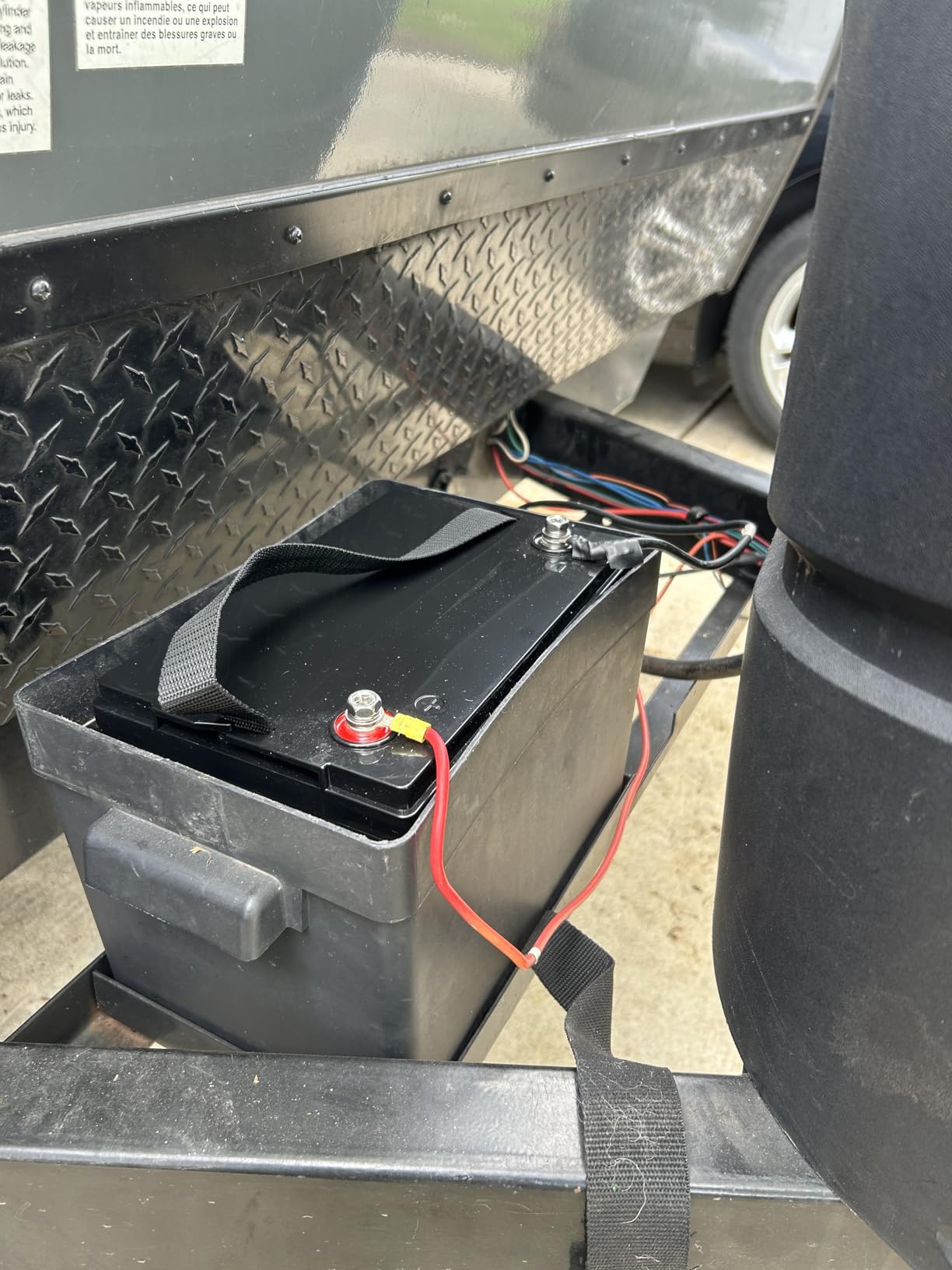 HumsiENK 48V 100Ah Golf Cart Battery, Metal Casing LiFePO4 Battery customer photo 2