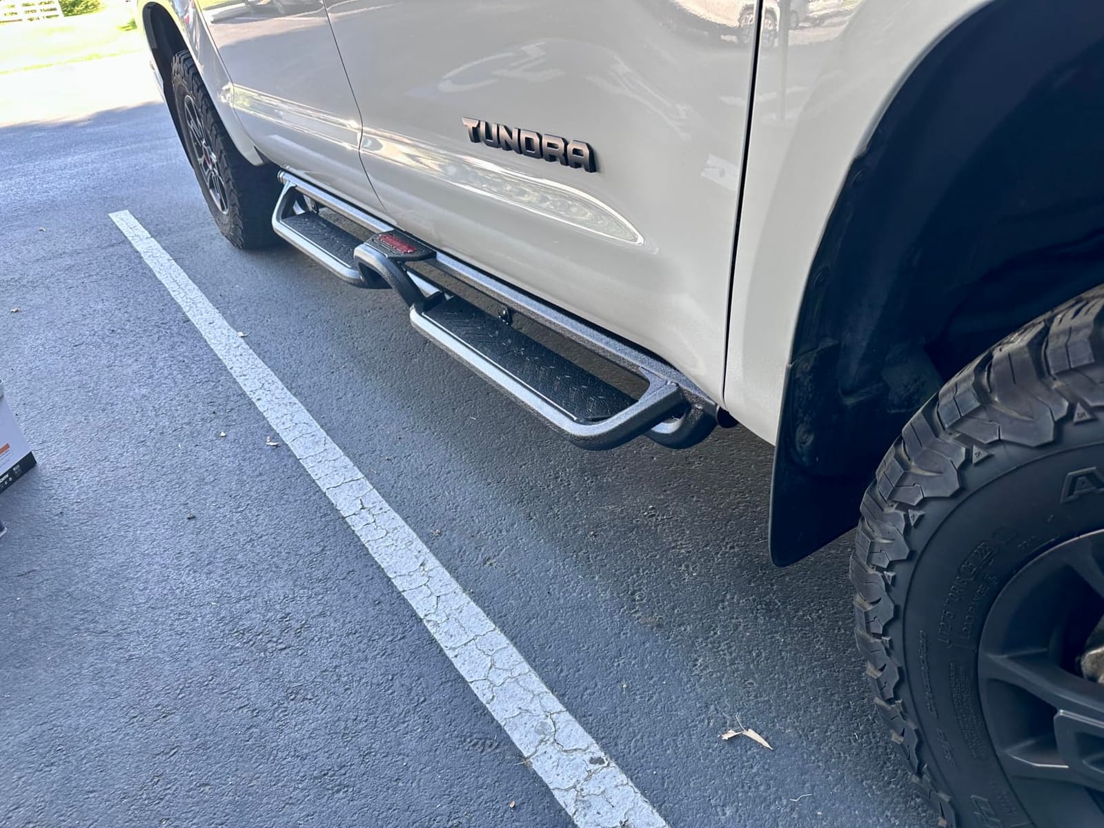 COMNOVA Two-Stairs Running Boards for 2024-2026 Toyota Tacoma Double Cab customer photo 2