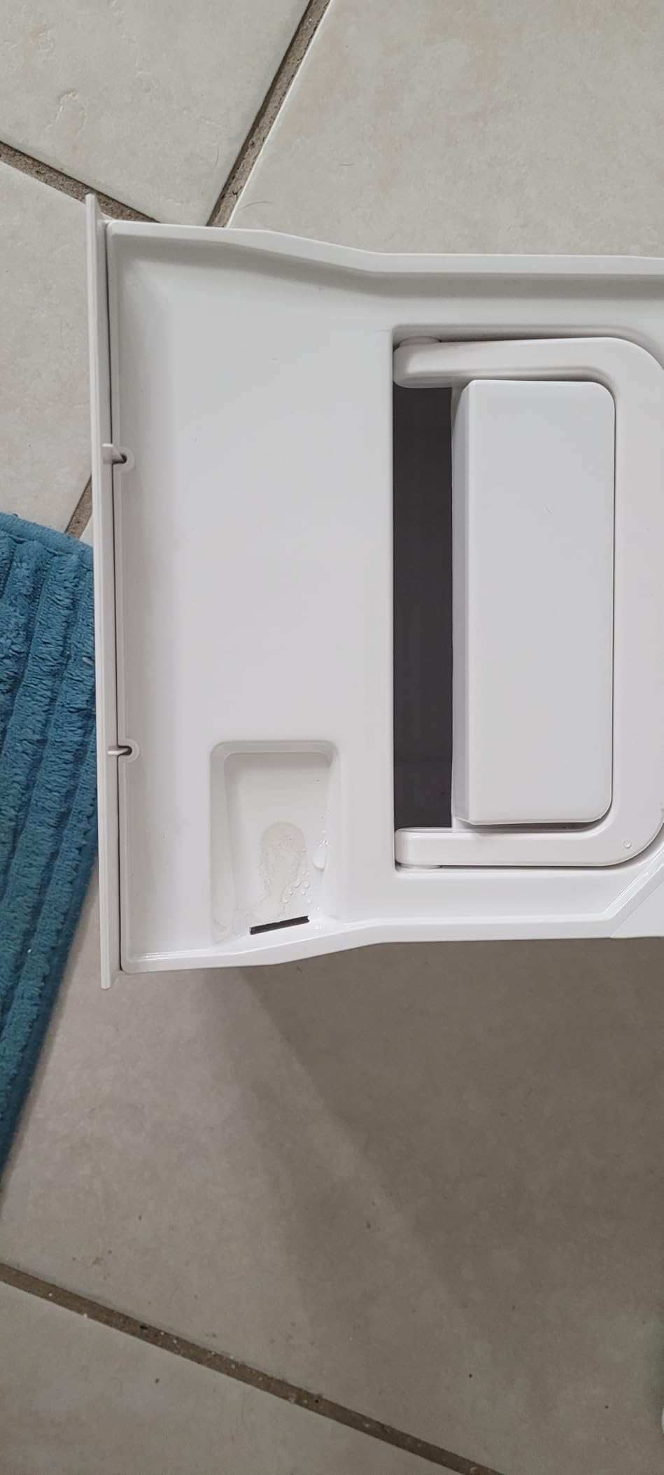 Vellgoo 4000 Sq.Ft Dehumidifier, 64 Pint Smart Humidity Control, Drain Hose customer photo 1