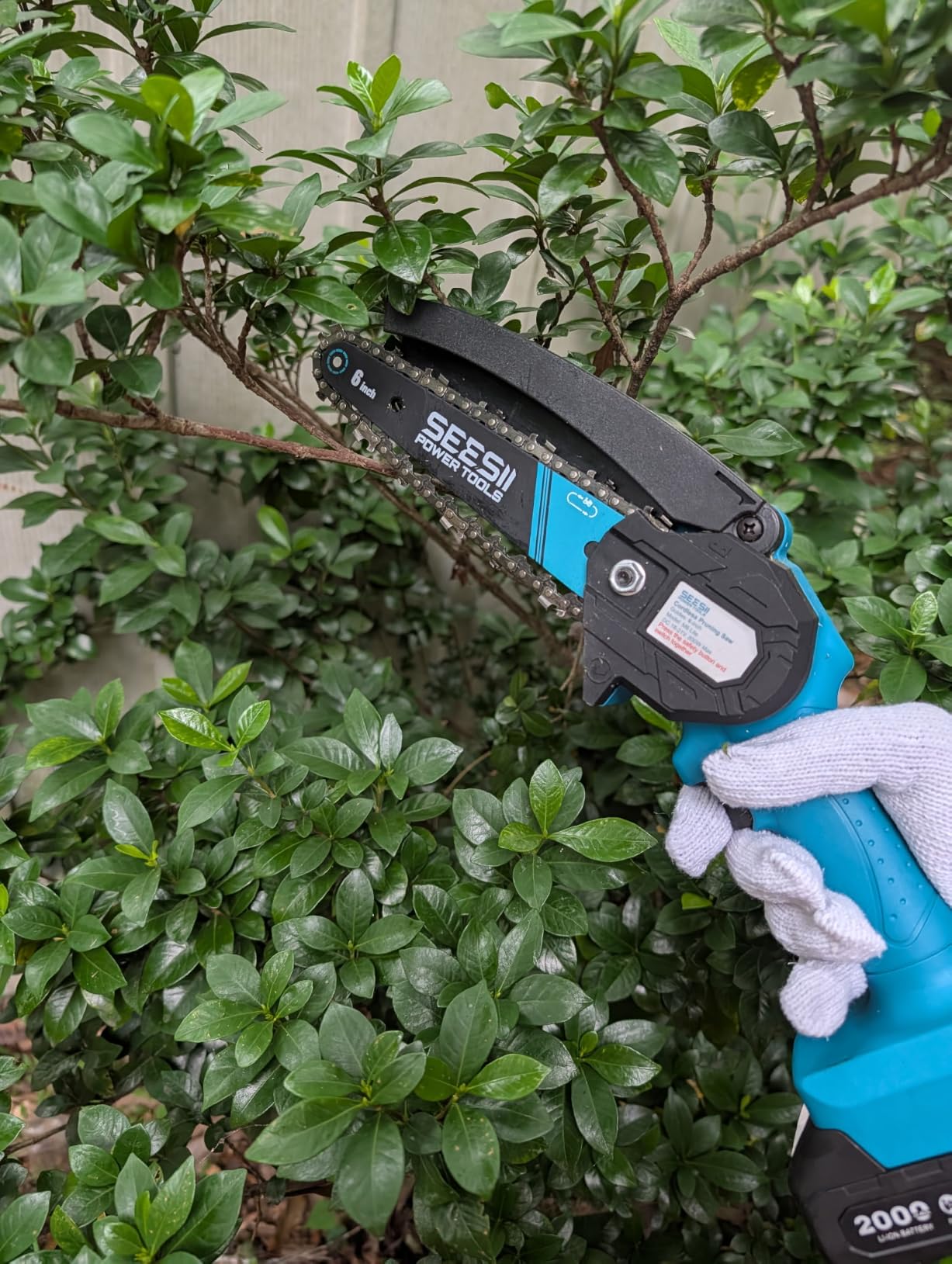 SEESII 40V Electric Chainsaw Cordless 18-Inch with 2 x 5.0Ah Batteries customer photo 1