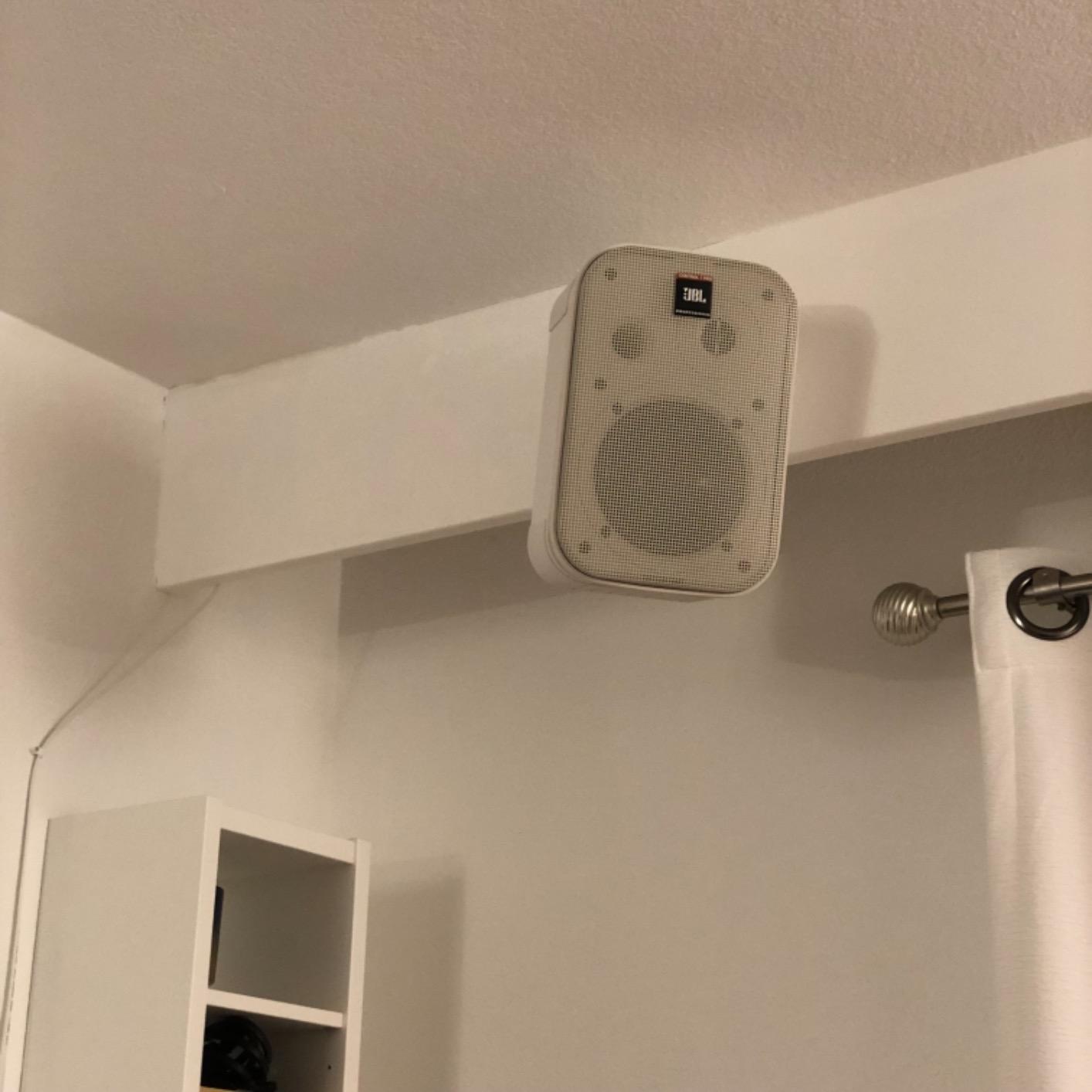 JBL Professional C1PRO High Performance 2-Way, 150 Watt 5.25” Compact, Passive, Satellite, Bookshelf Speakers, Home Theater, Desktop, Stereo, Studio, Black, Sold as Pair. customer photo 2