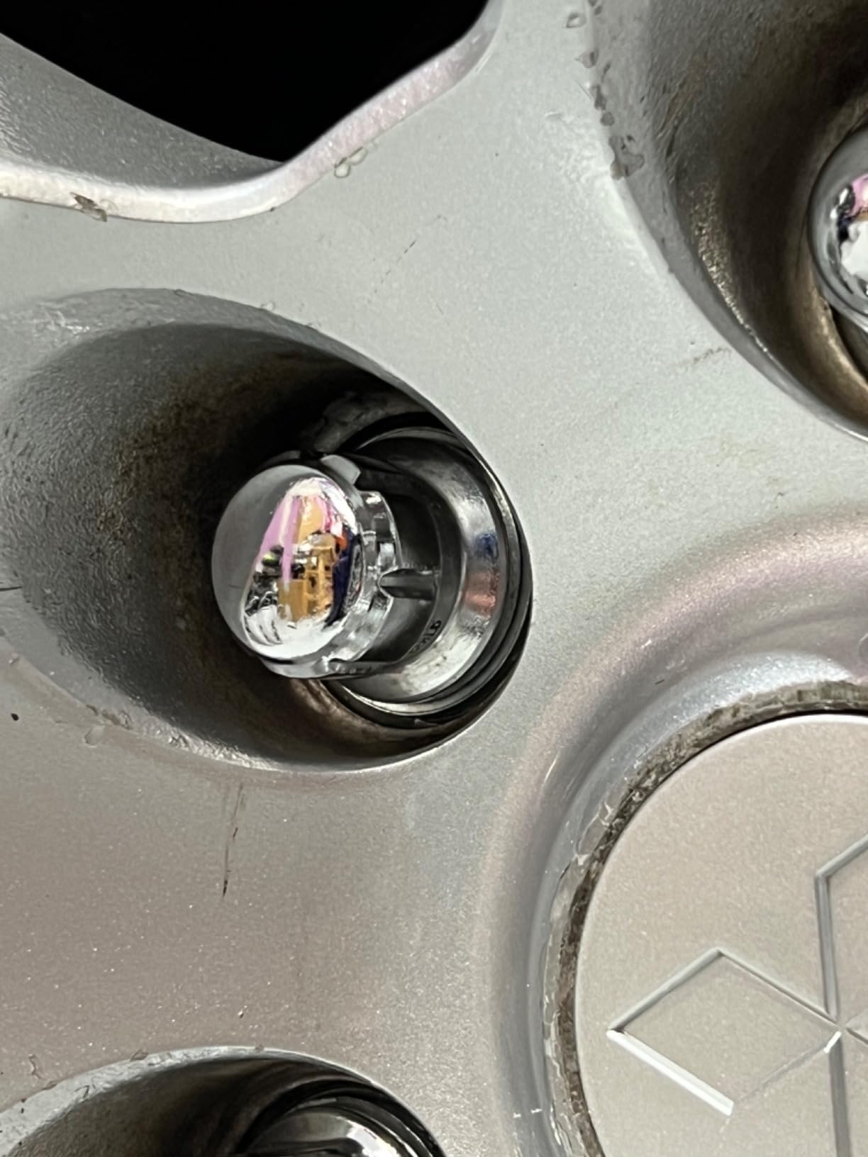Original Gorilla Lock Set Toyota Mag 21mm Hex 12mmx1.50 Chrome Set of 4 73631T customer photo 1