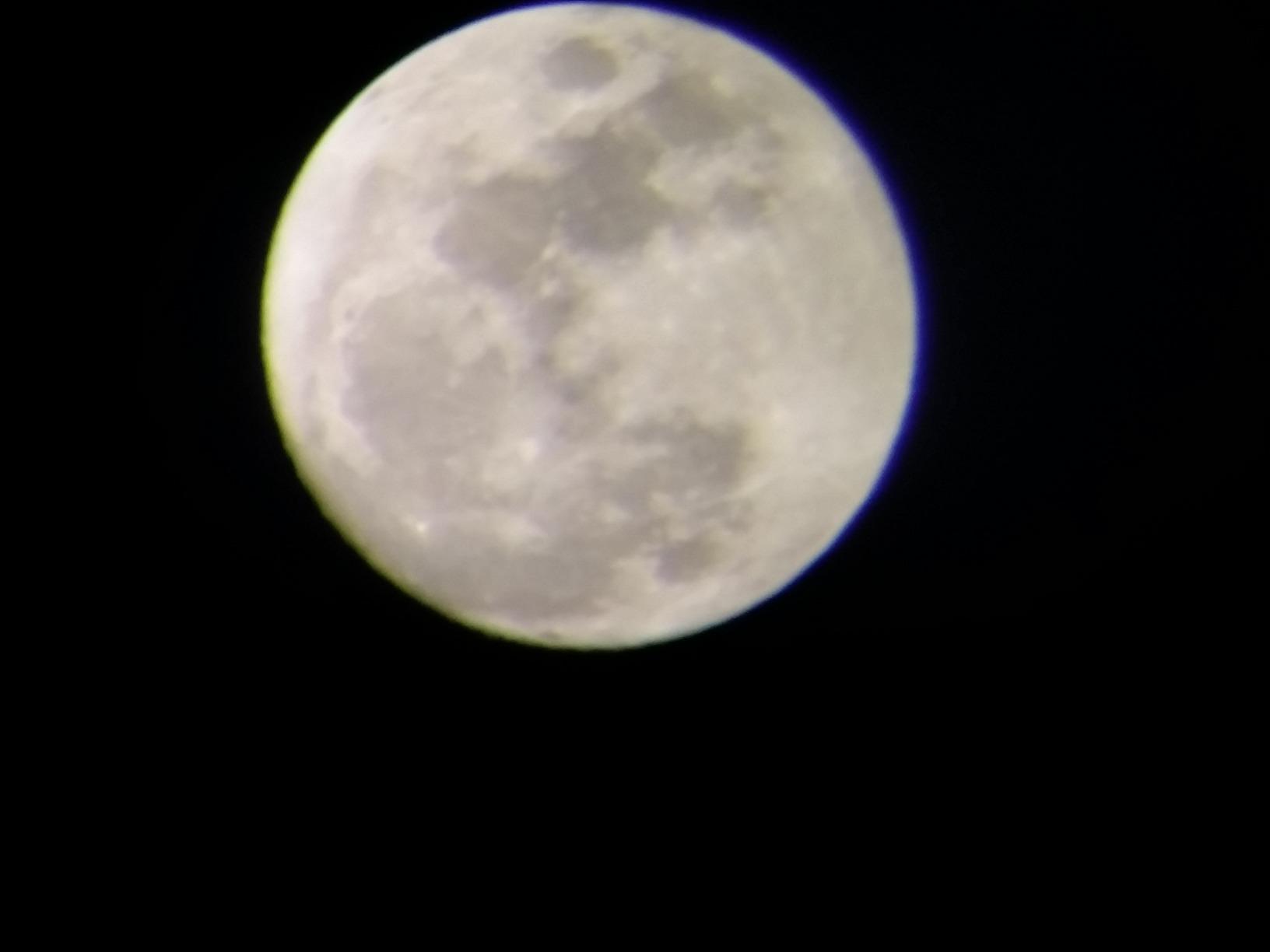 Celestron SkyMaster 25x70 Binoculars for Astronomy, Long-Range & Wildlife customer photo 1