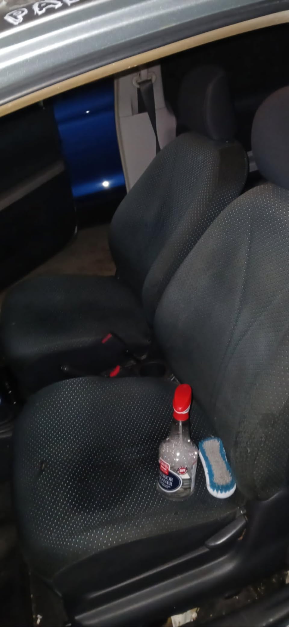 Griot's Garage Interior Cleaner Spray for Car Seats, Carpet, Upholstery Fabric, Floor Mat, Vinyl, Dashboard, Ideal for Truck, SUV, RV, Boat, and More, 10956, 22 Fl Oz customer photo 2