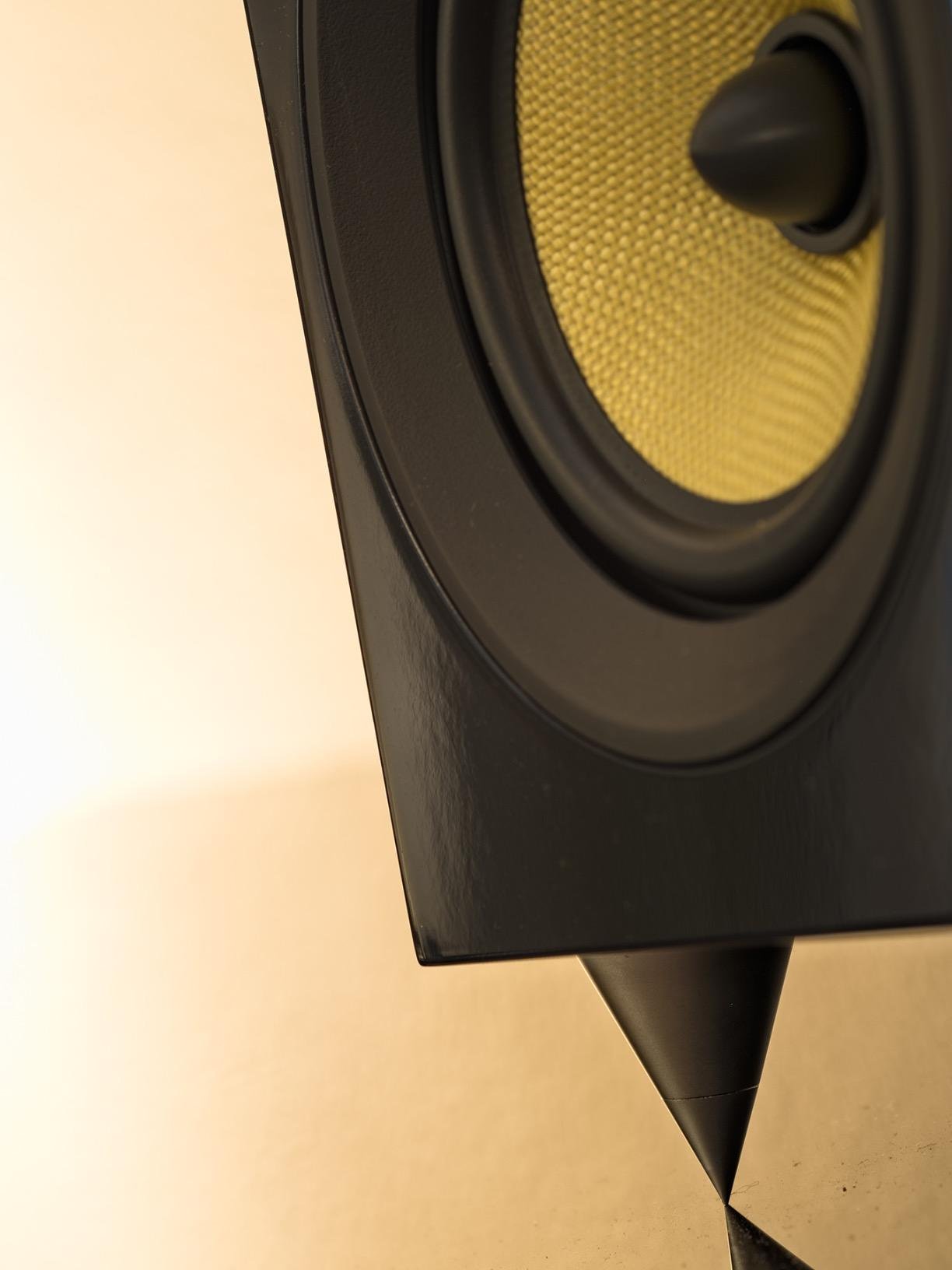 Fluance Signature HiFi 2-Way Center Channel Speaker for Enhanced Dialogue and Vocals in Home Theater Surround Sound Systems - Black Ash (HFC) customer photo 1
