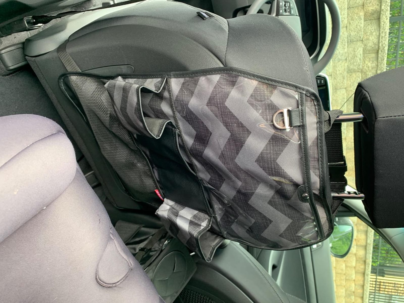 Skip Hop Back Seat Car Organizer, Style Driven, Black, 0.6 lb customer photo 2