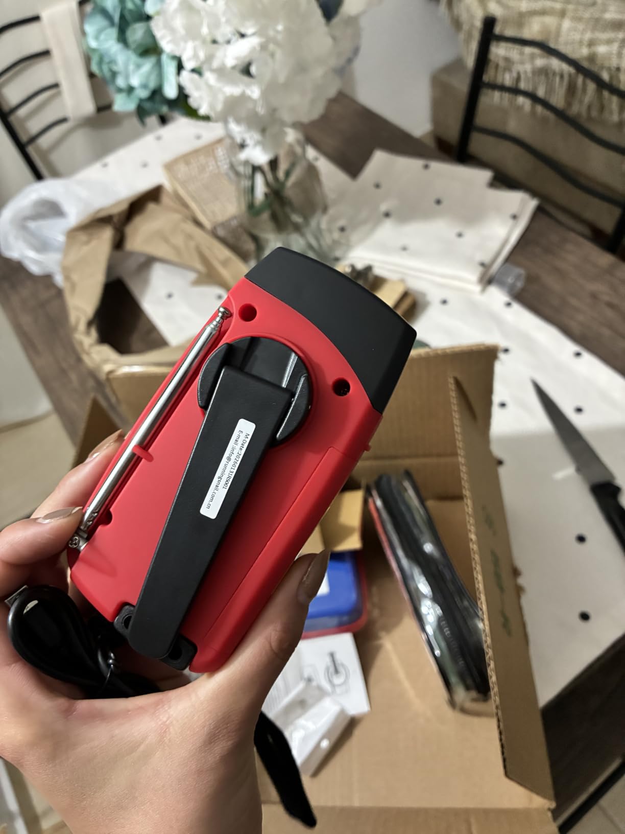 RunningSnail Hand Crank Radio with Flashlight, NOAA/AM/FM Emergency Radio customer photo 1