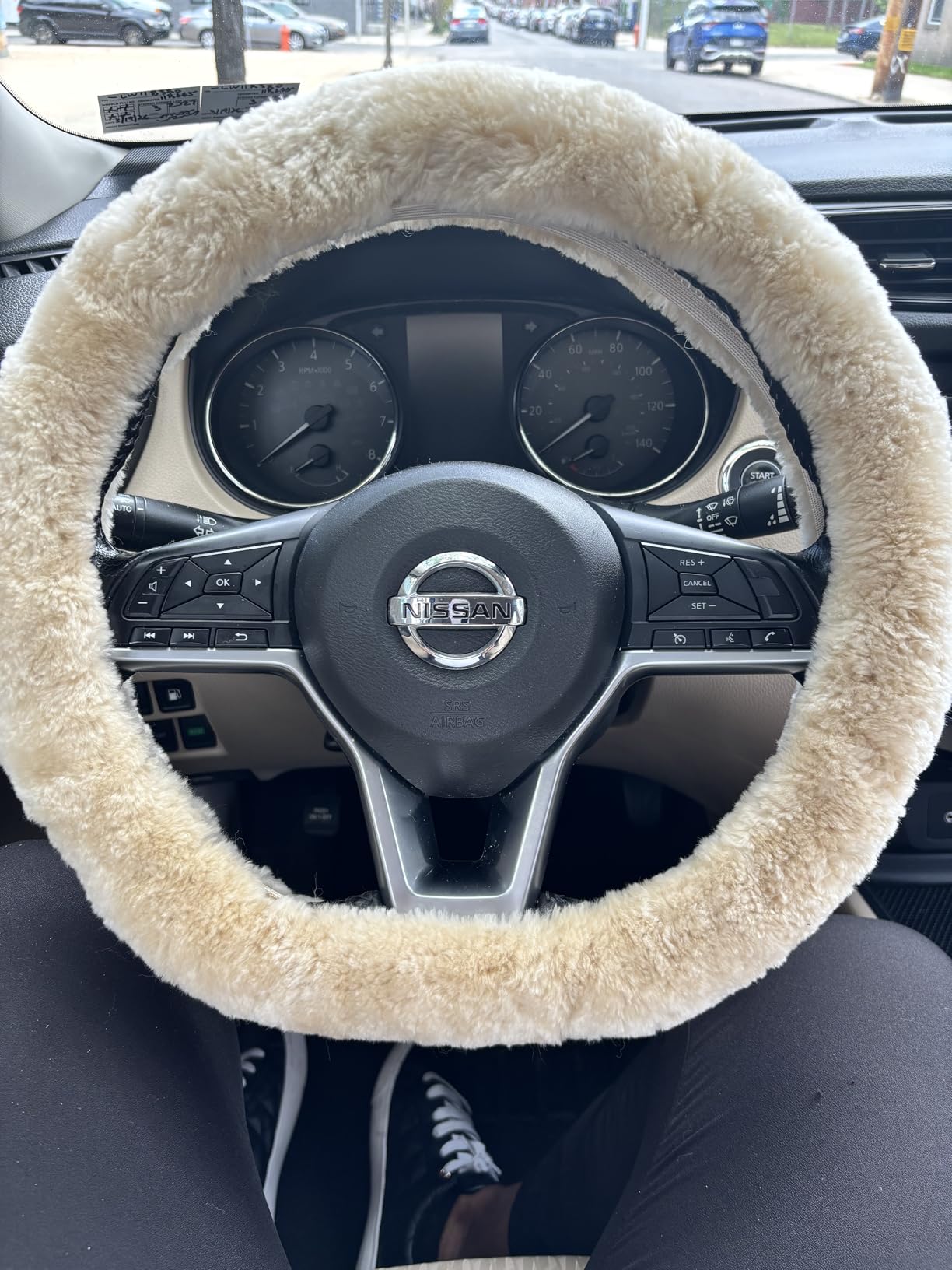 Andalus Brands Luxury Fluffy Car Steering Wheel Covers – Genuine Merino Sheepskin, Soft Fuzzy Car Steering Wheel Cover for Women, Universal 14.5-15