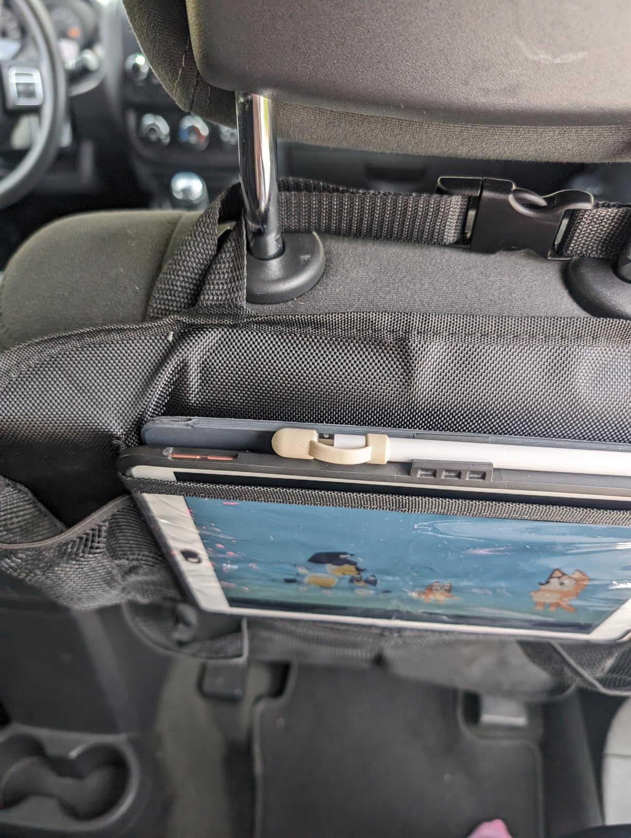 ONE PIX Backseat Car Organizer Mats Back Seat Organizers and Storage Bag with Touch Screen Tablet Holder for Kids Toddlers Car Seats, Travel Accessories, Road Trip Essentials Kids customer photo 1