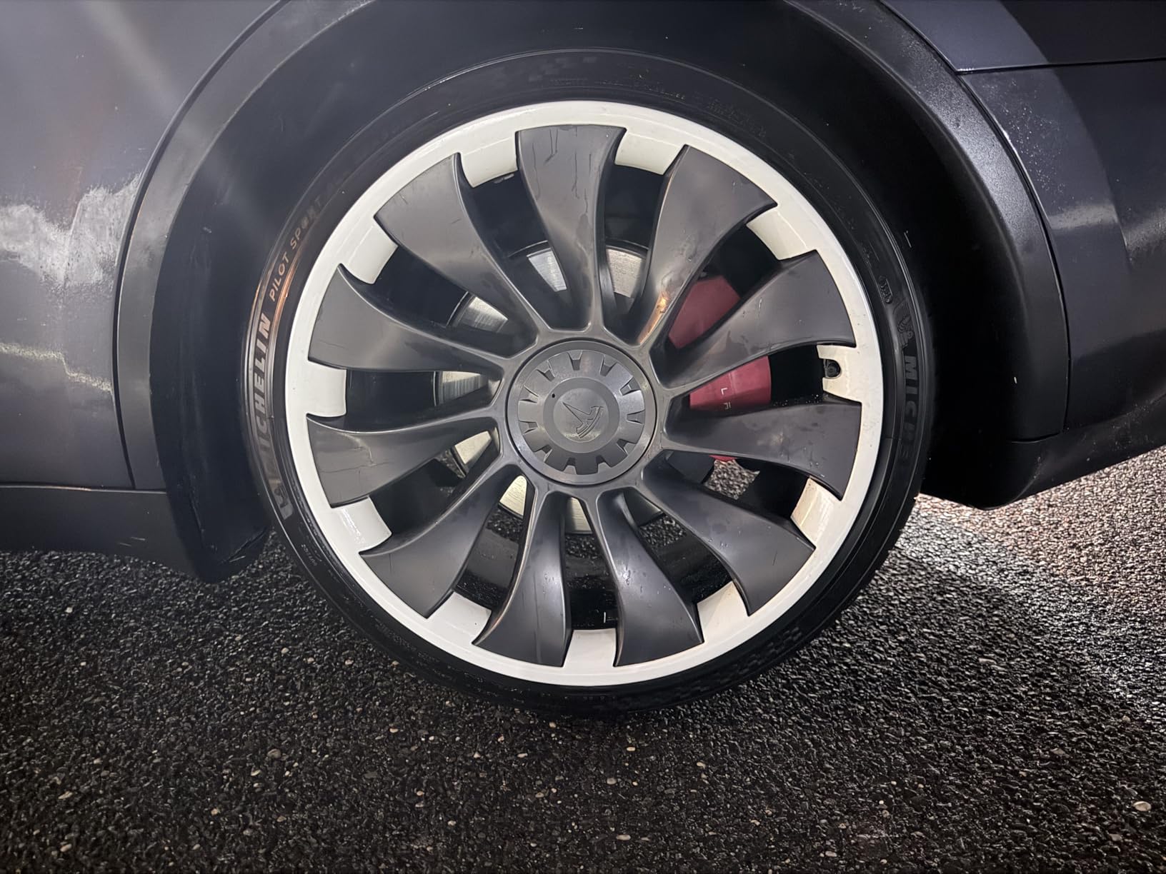 Michelin Pilot Sport AS 4 265/35ZR21 101Y XL (Set of 1 Tire Only) customer photo 1