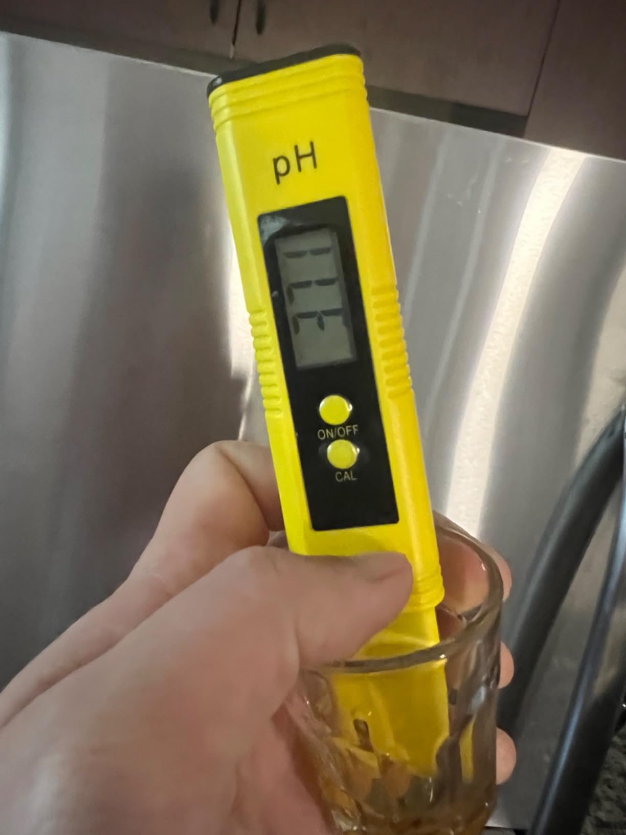 Digital pH Meter Tester Pen for Water, Pre-Calibrated, High Accuracy ±0.01, 0–14 pH Range, Pocket Size for Drinking Water, Pool, Aquarium & Hydroponics (Yellow) customer photo 1