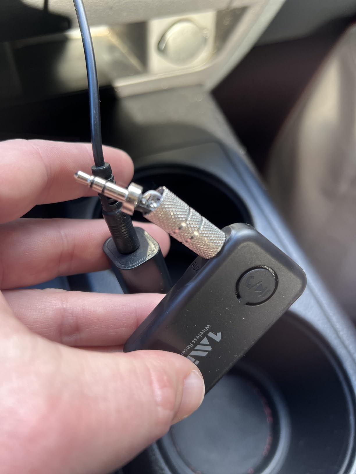 1Mii Bluetooth 6.0 Receiver for Car, AUX Bluetooth Car Adapter customer photo 1