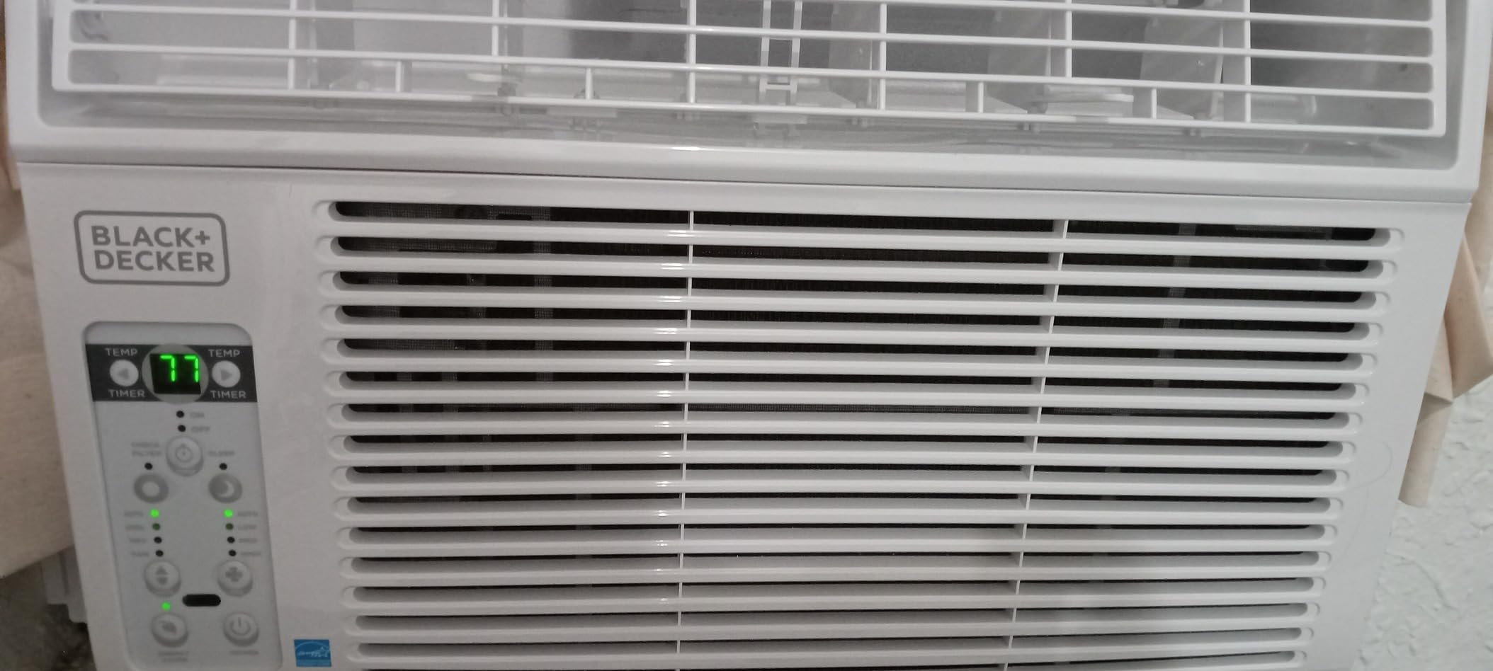 BLACK+DECKER Window Air Conditioner 6000 BTU, BD06WT6, White customer photo 2