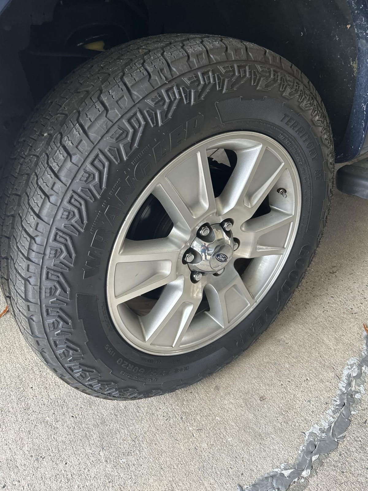 Goodyear Wrangler Territory AT 265/65R18 114T OWL customer photo 2