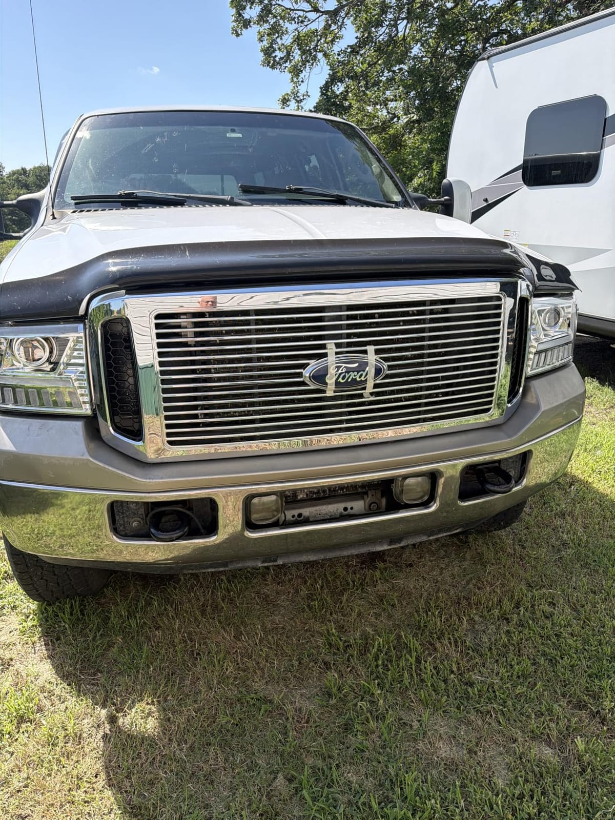 Garage-Pro Grille Assembly For Ford F-250 Super Duty 2005-2007 customer photo 2
