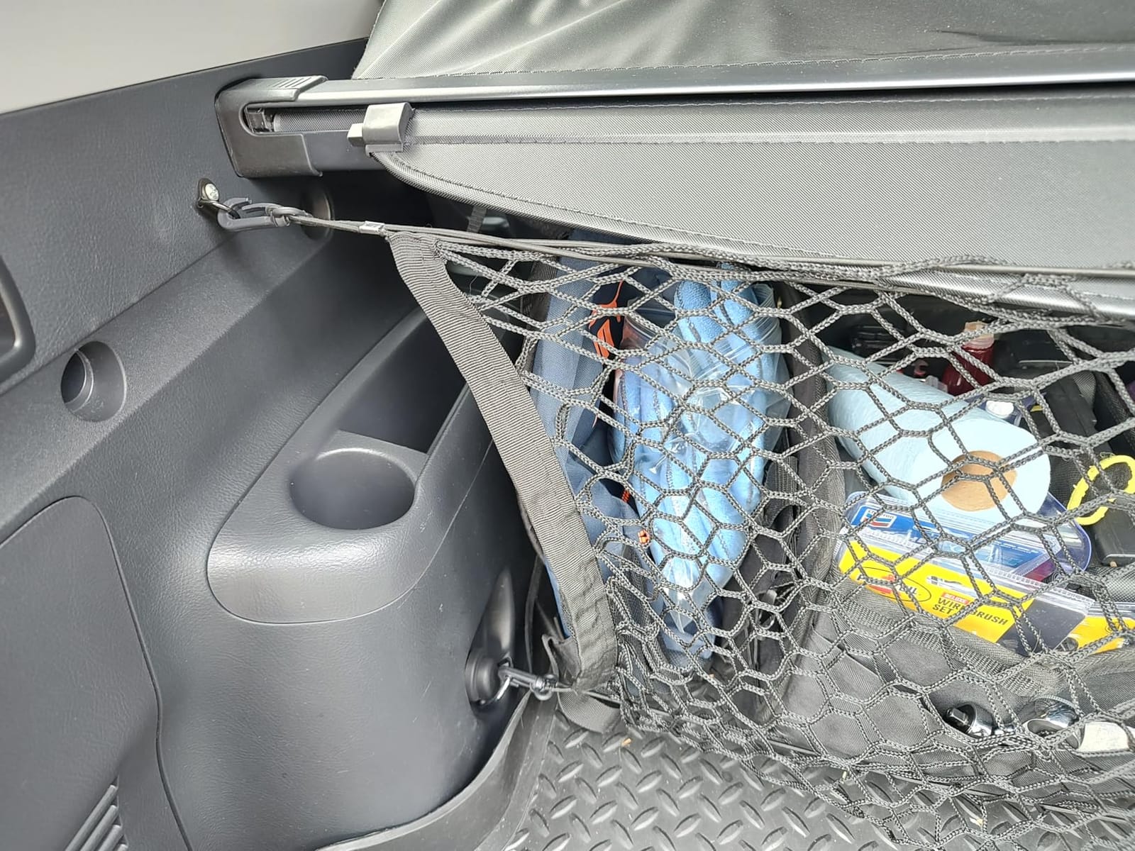 3-Pocket Car Trunk Cargo Net with Carabiners customer photo 1