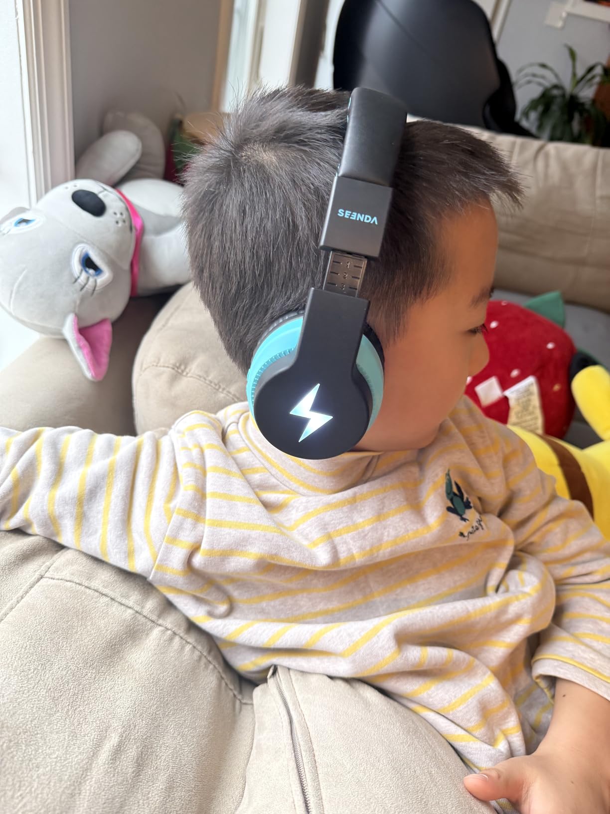 seenda JCH-01 Kids Bluetooth Headphones, 85/94dB, 3 Light Modes,Black&Blue customer photo 2