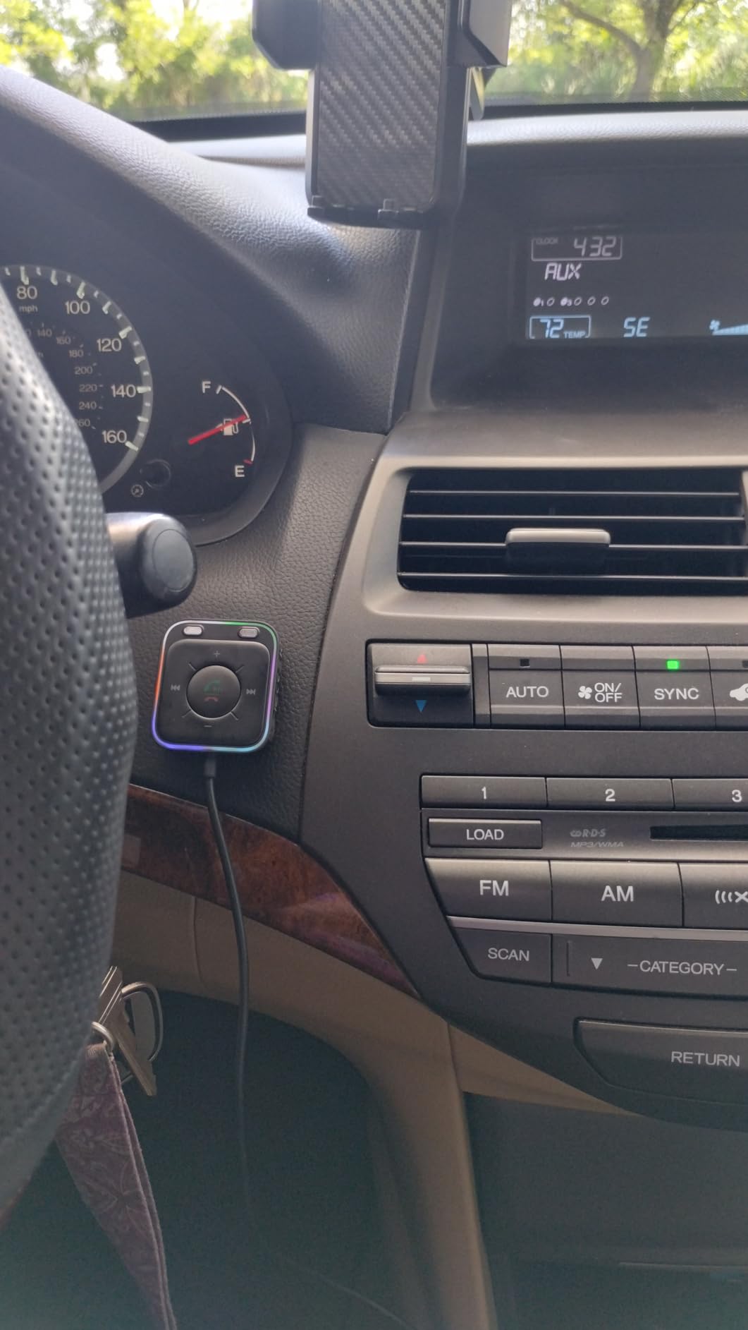 JOYROOM Bluetooth 6.0 AUX Car Adapter, Dual Mics Noise Cancellation customer photo 2