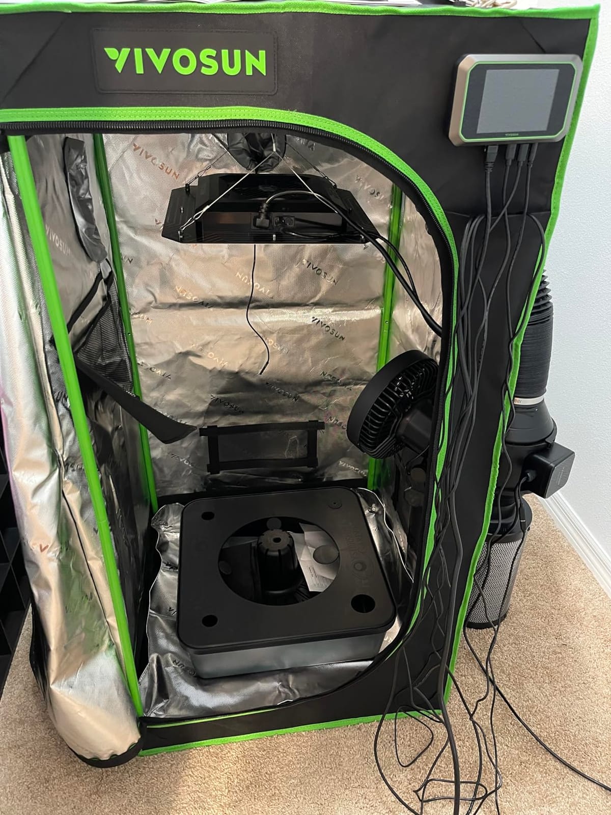 VIVOSUN Smart Grow Tent Kit 2x4, 2-Plant WiFi-Integrated Grow System customer photo 1