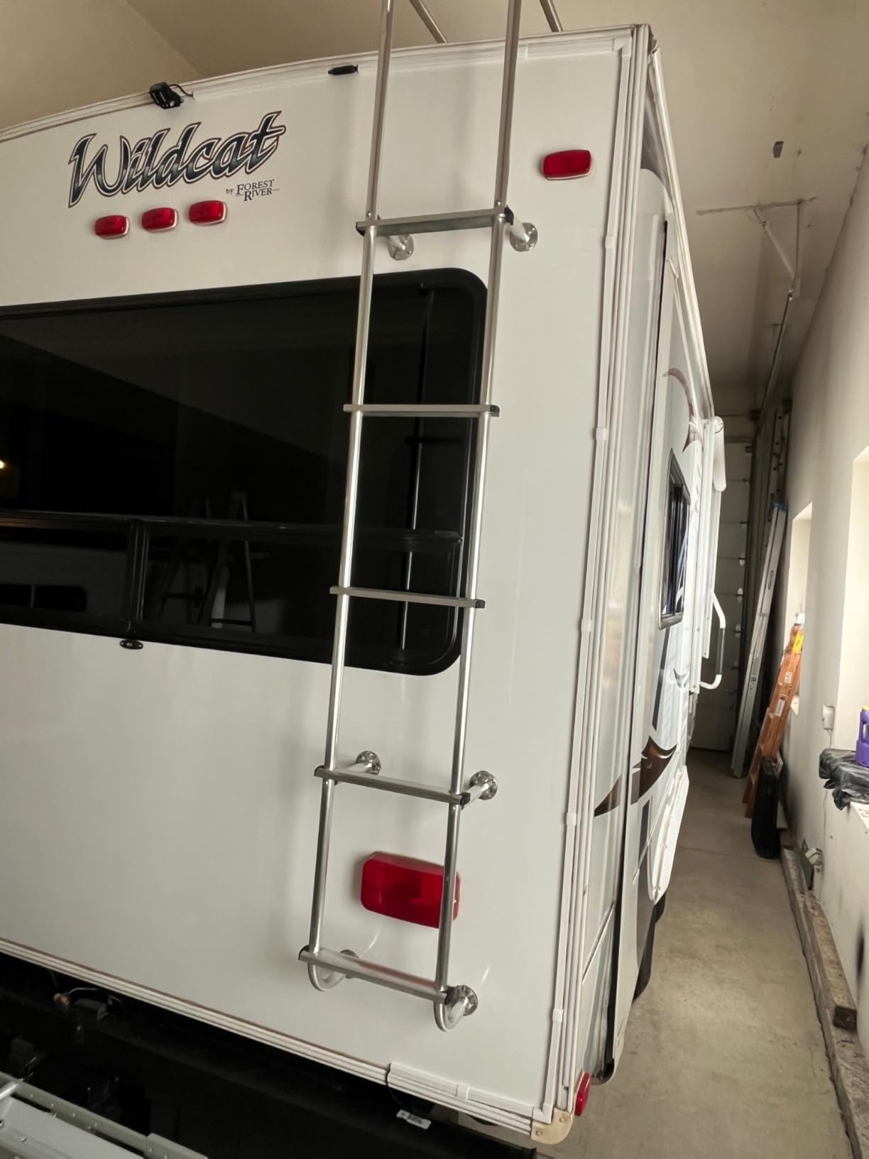 Dual RV Backup Camera System: 7