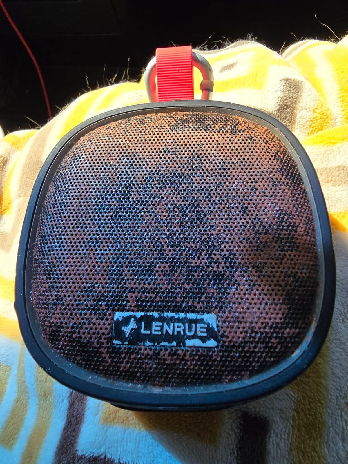 LENRUE Portable Bluetooth Speakers with Colorful Lights, Loud Sound, Small Bluetooth Speaker with Wireless Stereo Pairing, Mini Gifts for Kids, Teen, Girls, Boys, Women customer photo 2