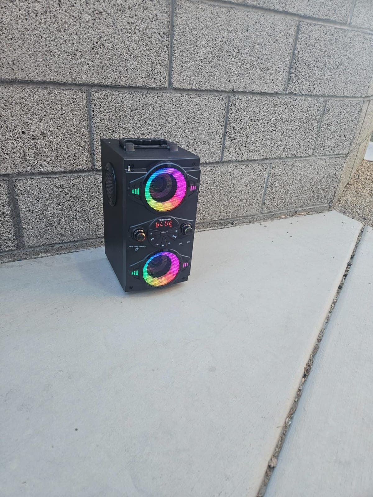 Bluetooth Speakers, 60W Portable Wireless Loud Outdoor Home Party Bluetooth Speaker with Subwoofer, FM Radio, LED Colorful Lights, Microphone, Remote and Big Powerful Stereo Deep Bass Sound Boombox customer photo 1